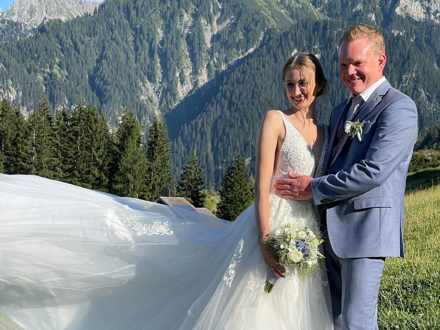 Julia und Christof Bitschi haben Ja gesagt. Julia und Christof Bitschi haben Ja gesagt.
