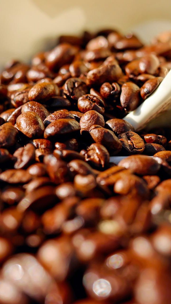 Auch Kaffee wird aufgrund des Extremwetters teuer.