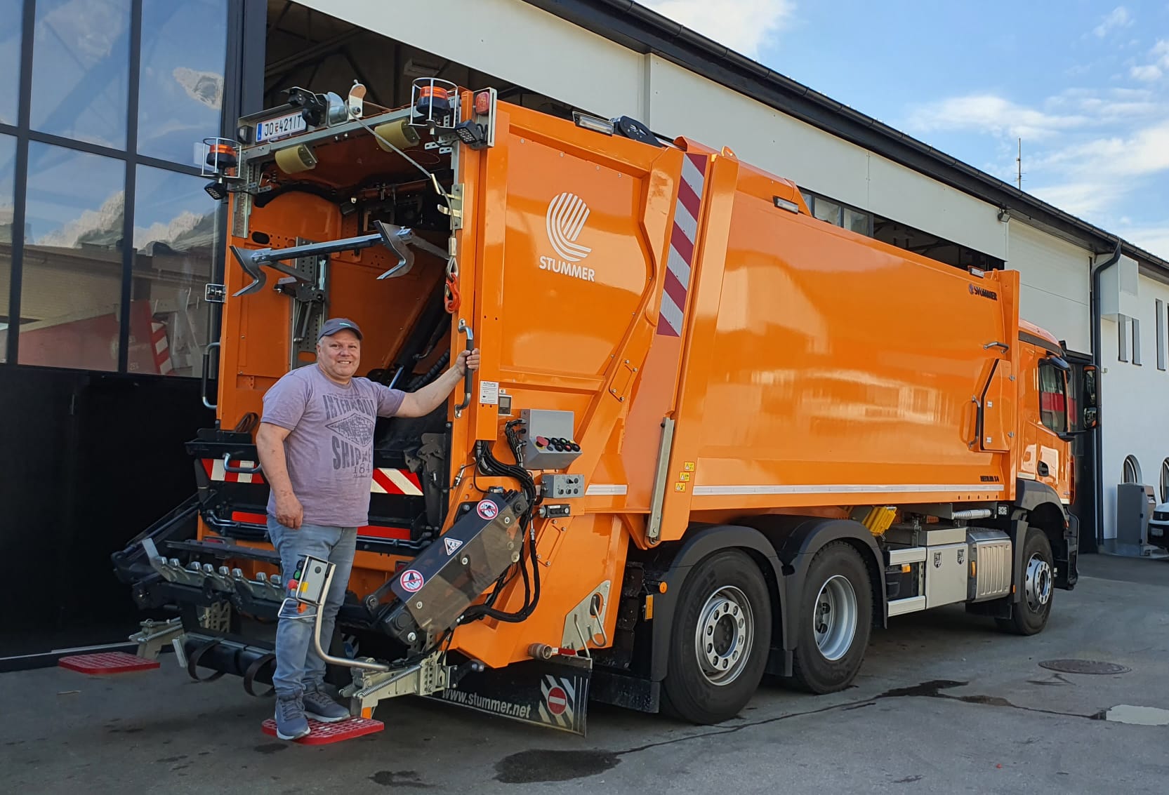 Trotz der Herausforderung: Die Müllabholung in Bregenz verläuft planmäßig. Trotz der Herausforderung: Die Müllabholung in Bregenz verläuft planmäßig.