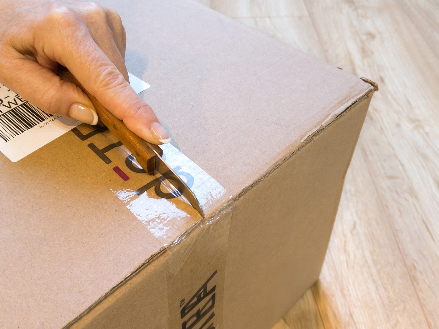 Laut der AK OÖ können Online-Schnäppchen aus Übersee schnell teuer werden.