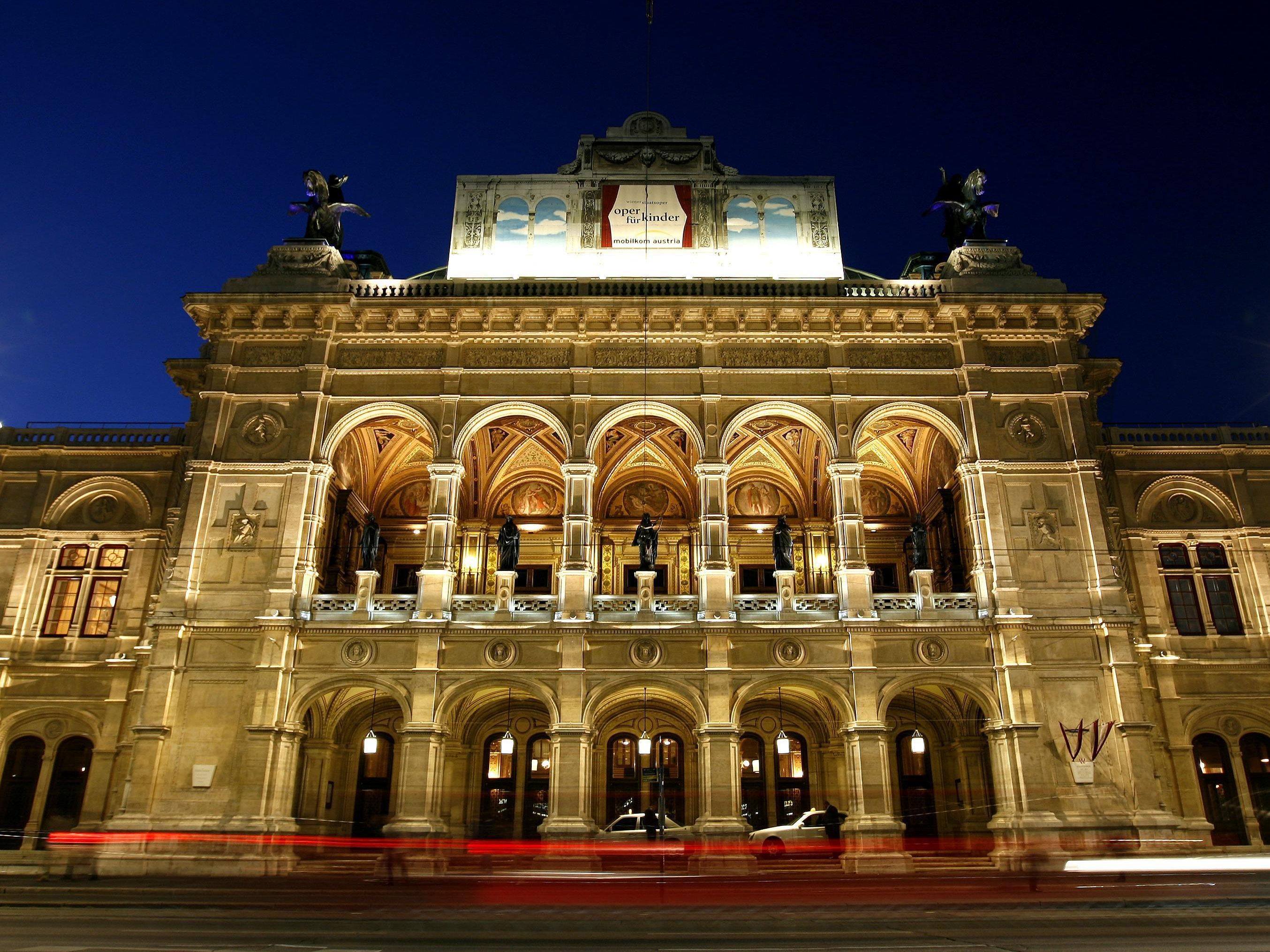 Bei den Österreichischer Musiktheaterpreis räumte die Wiener Staatsoper ab. Bei den Österreichischer Musiktheaterpreis räumte die Wiener Staatsoper ab.