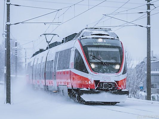 Die Eisenbahner wollen mit mehr Lohn durch den Winter fahren Die Eisenbahner wollen mit mehr Lohn durch den Winter fahren