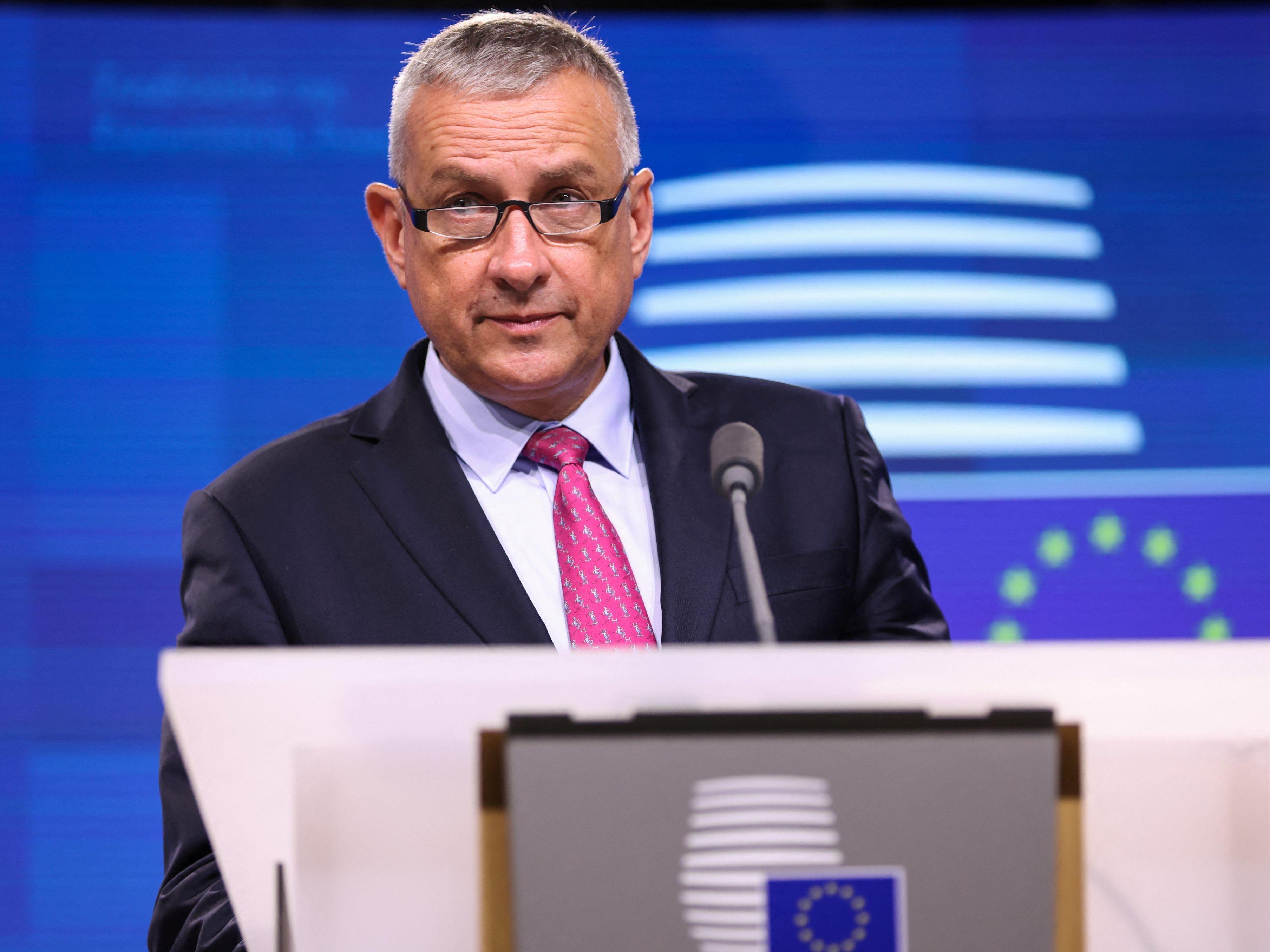 Der tschechische Industrieminister Jozef Síkela will "bis Ende des Monats Klarheit haben". Der tschechische Industrieminister Jozef Síkela will "bis Ende des Monats Klarheit haben".