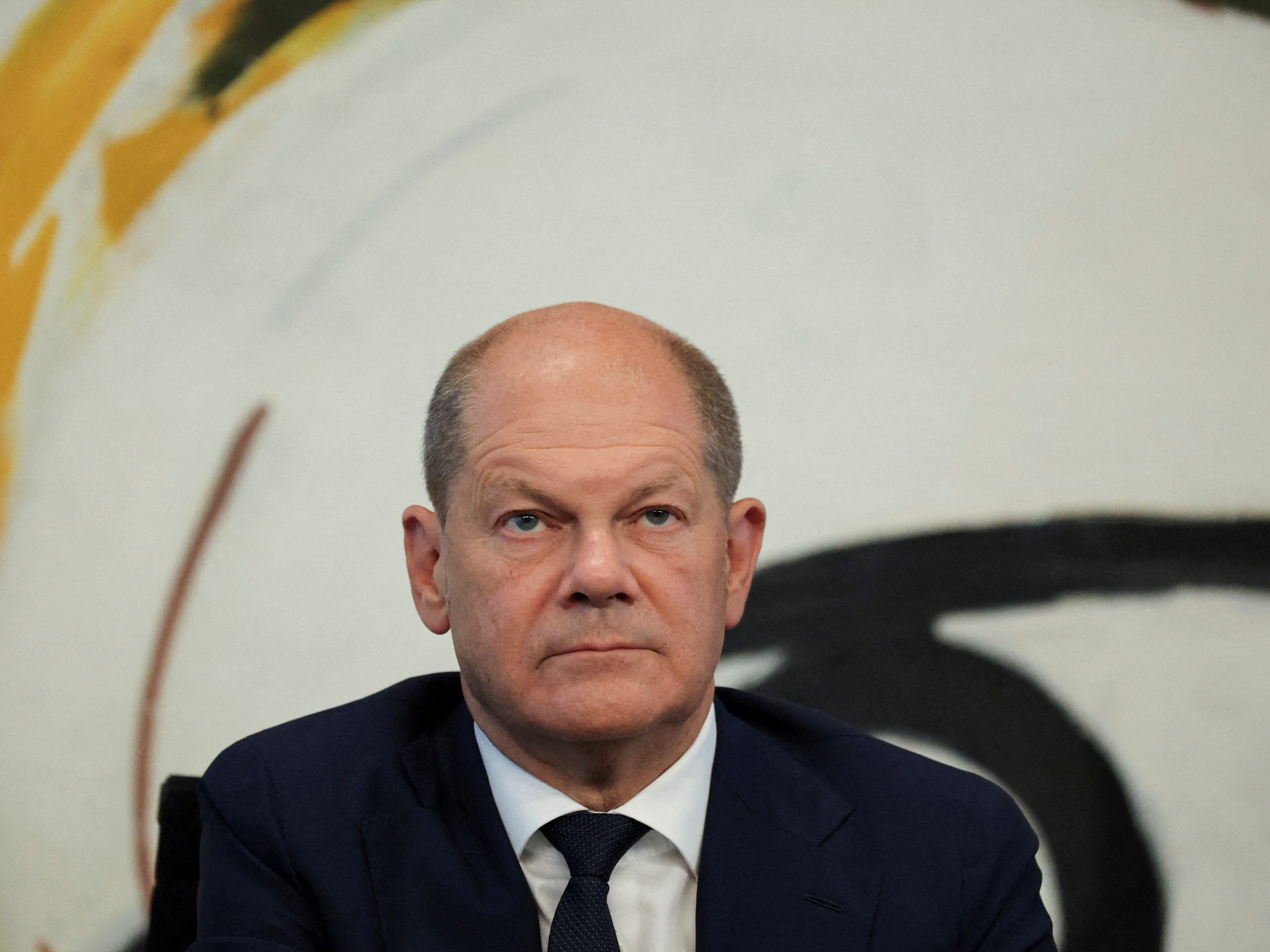 "Wir werden durch diese schwierige Zeit kommen", sagte Kanzler Olaf Scholz bei der Vorstellung des Pakets.