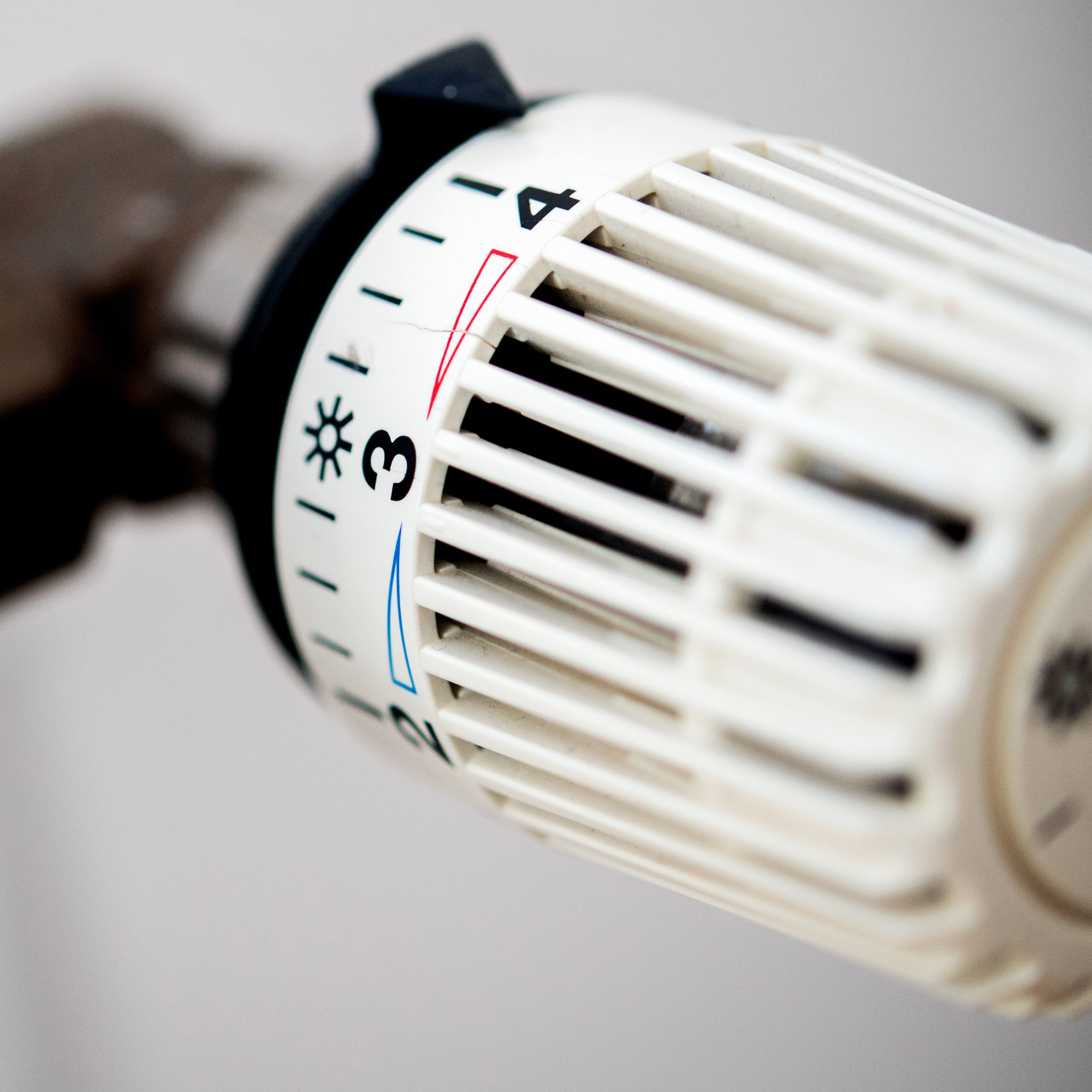 Die Wirtschaftskammer Wien gibt Tipps, wie man diesen Winter Kosten beim Heizen sparen kann.