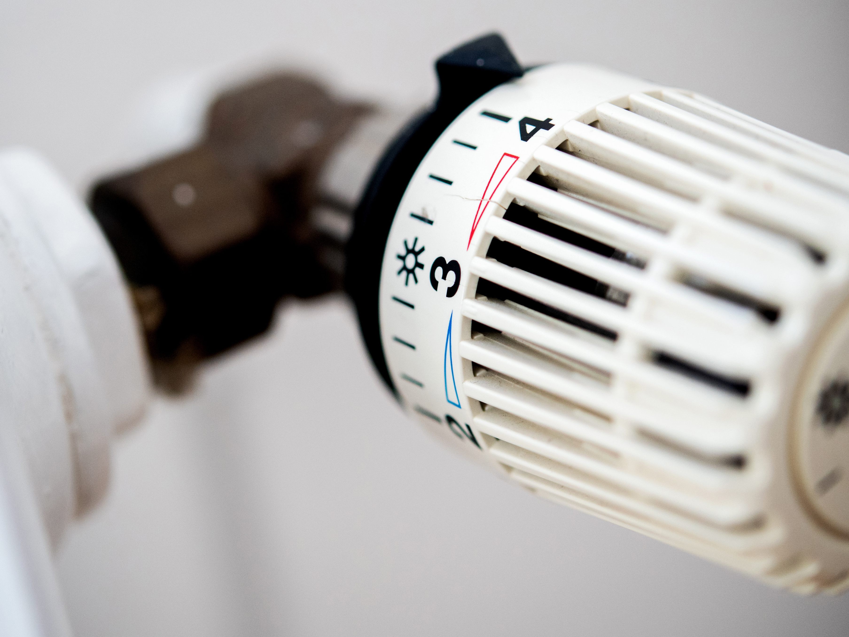 Die Wirtschaftskammer Wien gibt Tipps, wie man diesen Winter Kosten beim Heizen sparen kann. Die Wirtschaftskammer Wien gibt Tipps, wie man diesen Winter Kosten beim Heizen sparen kann.