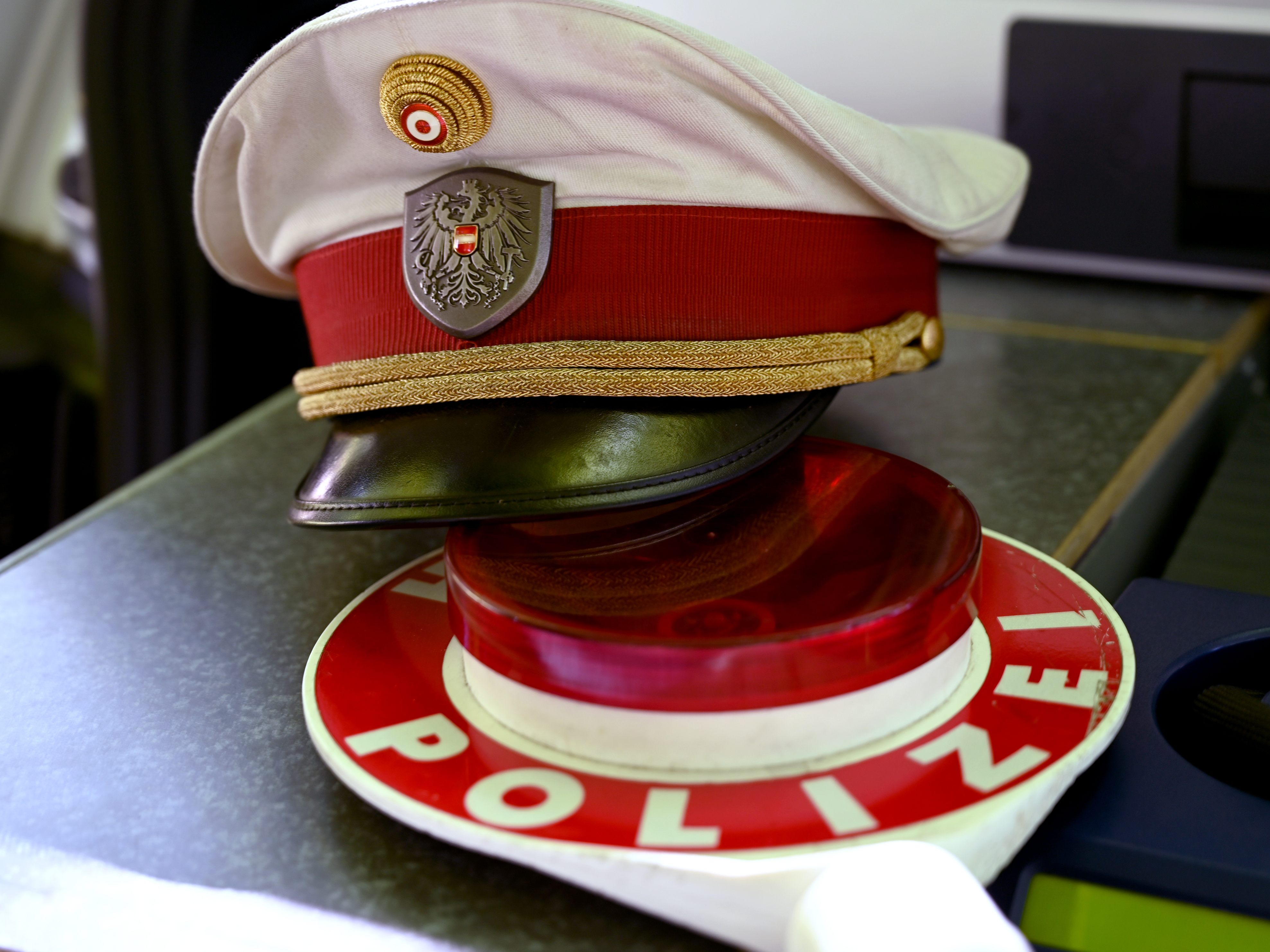143 Polizeischülerinnen und -schüler in Wien feierten am Freitag den Abschluss ihrer Polizeigrundausbildung.