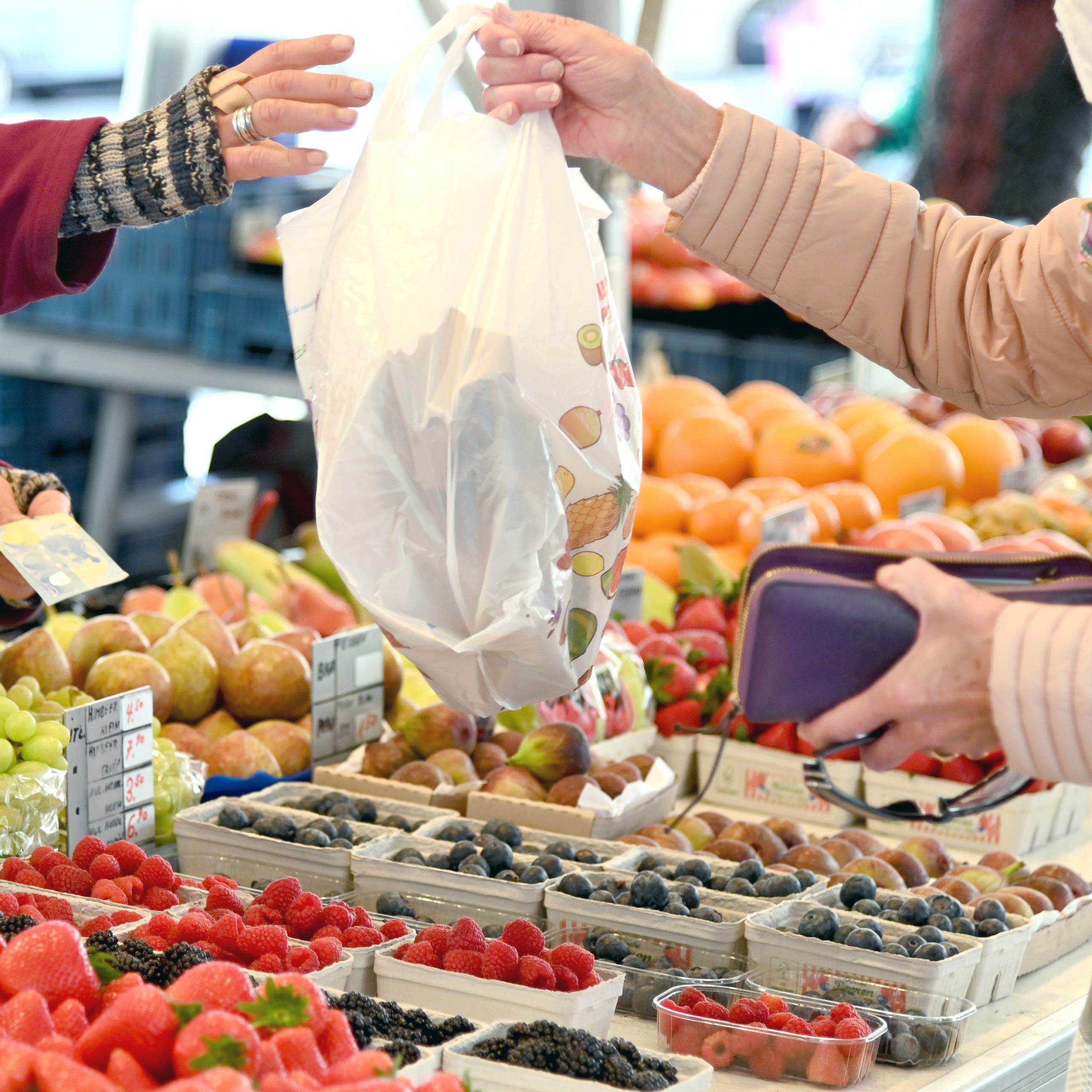 So viel frisst die Inflation den Österreichern an Geld weg.