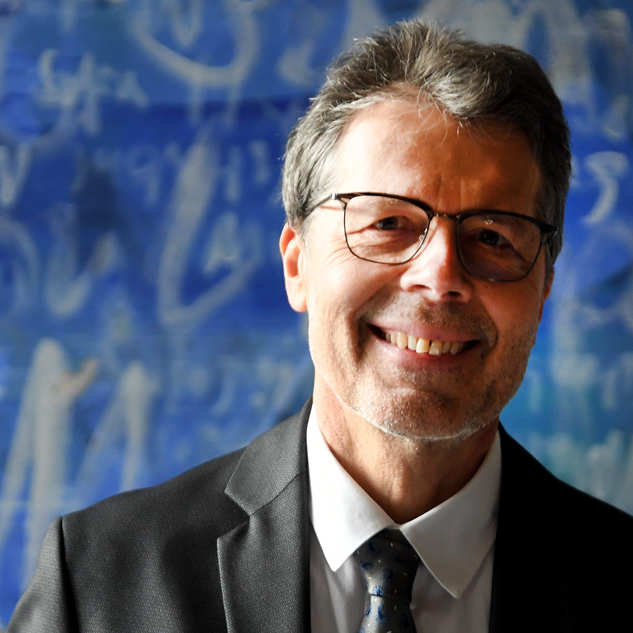 Präsident der ÖHV, Walter Veit, fordert eine Energiebremse von der Regierung.