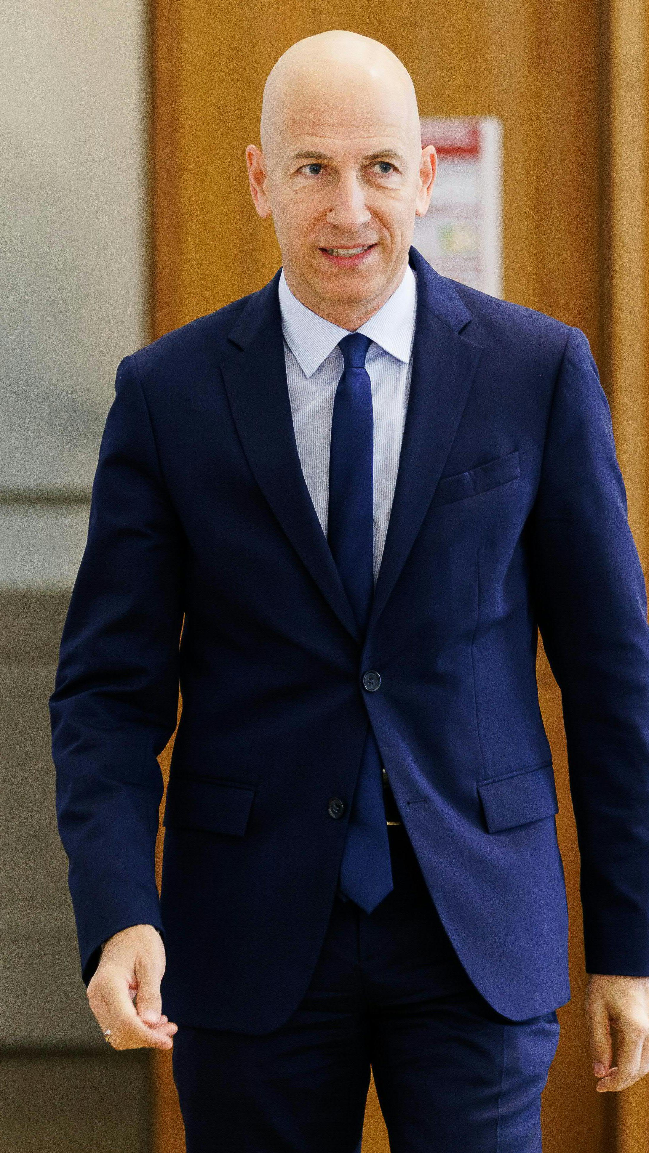 Die Sitzung der Sprit-Preiskommission hat heute begonnen.