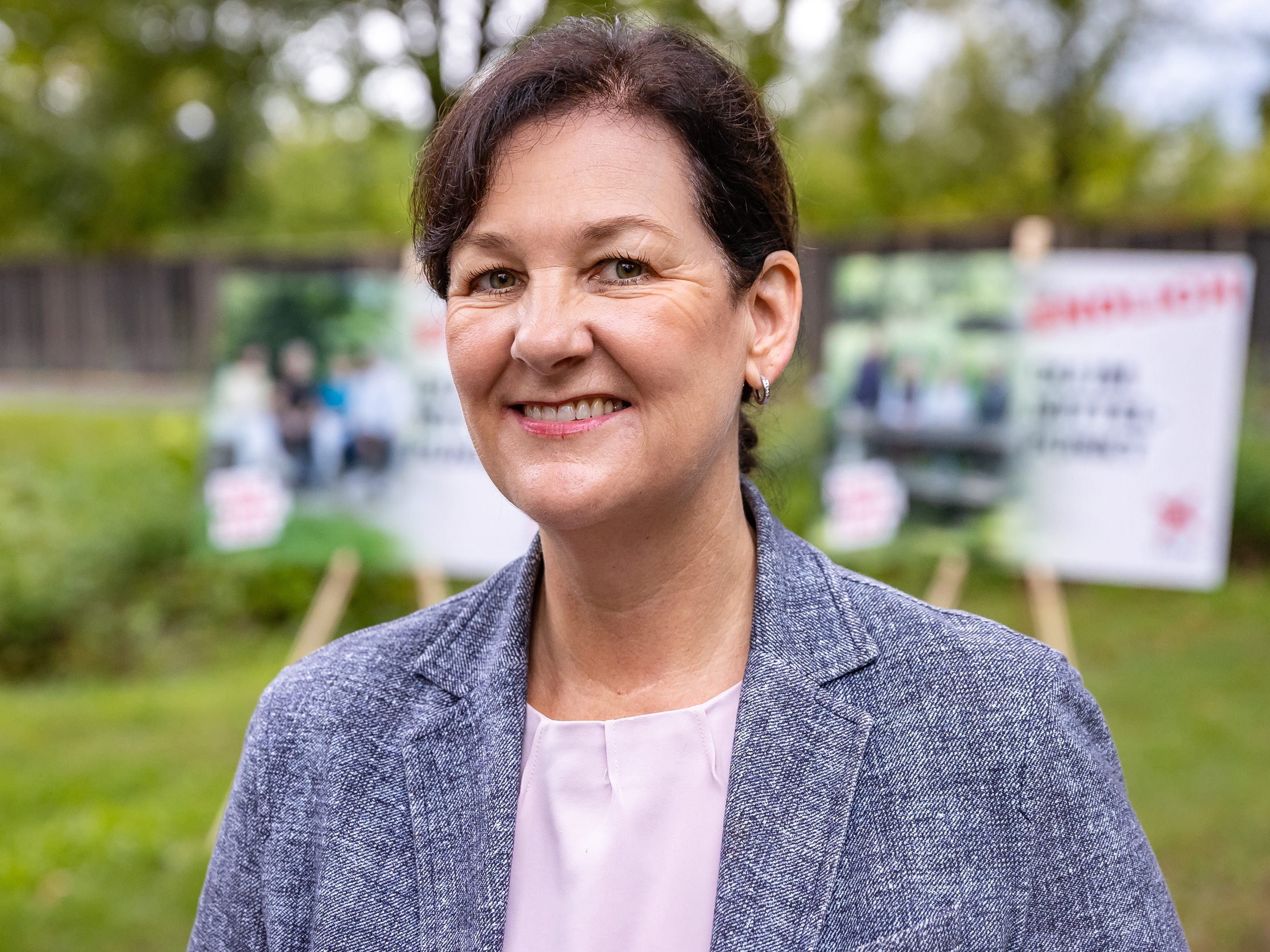 Liste Fritz Parteiobfrau Andrea Haselwanter-Schneider hat beim Watten im Heim einen Sieg eingefahren. Liste Fritz Parteiobfrau Andrea Haselwanter-Schneider hat beim Watten im Heim einen Sieg eingefahren.