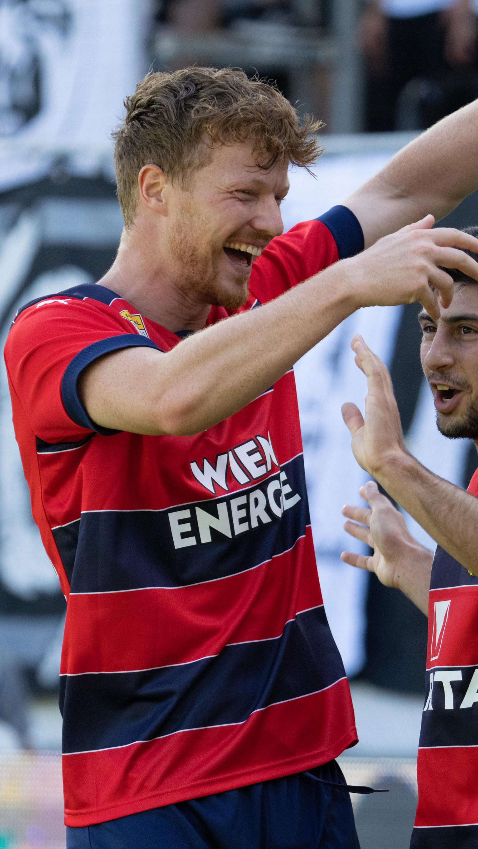 LIVE-Ticker zum Spiel RB Salzburg gegen Rapid Wien ab 17 Uhr.