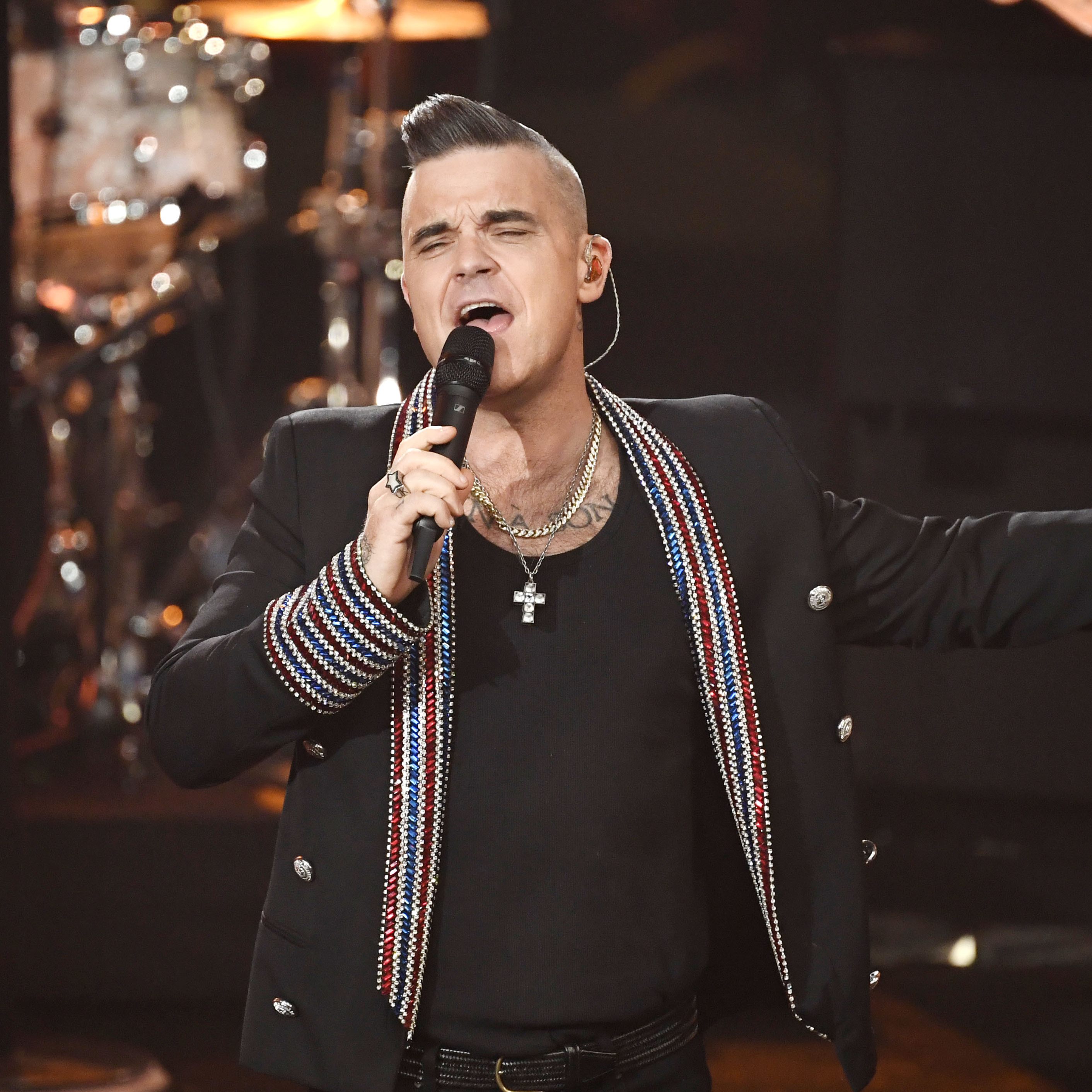 Aufgrund des großen Andrangs wird Popstar Robbie Williams 2023 ein Zusatzkonzert in Wien spielen.