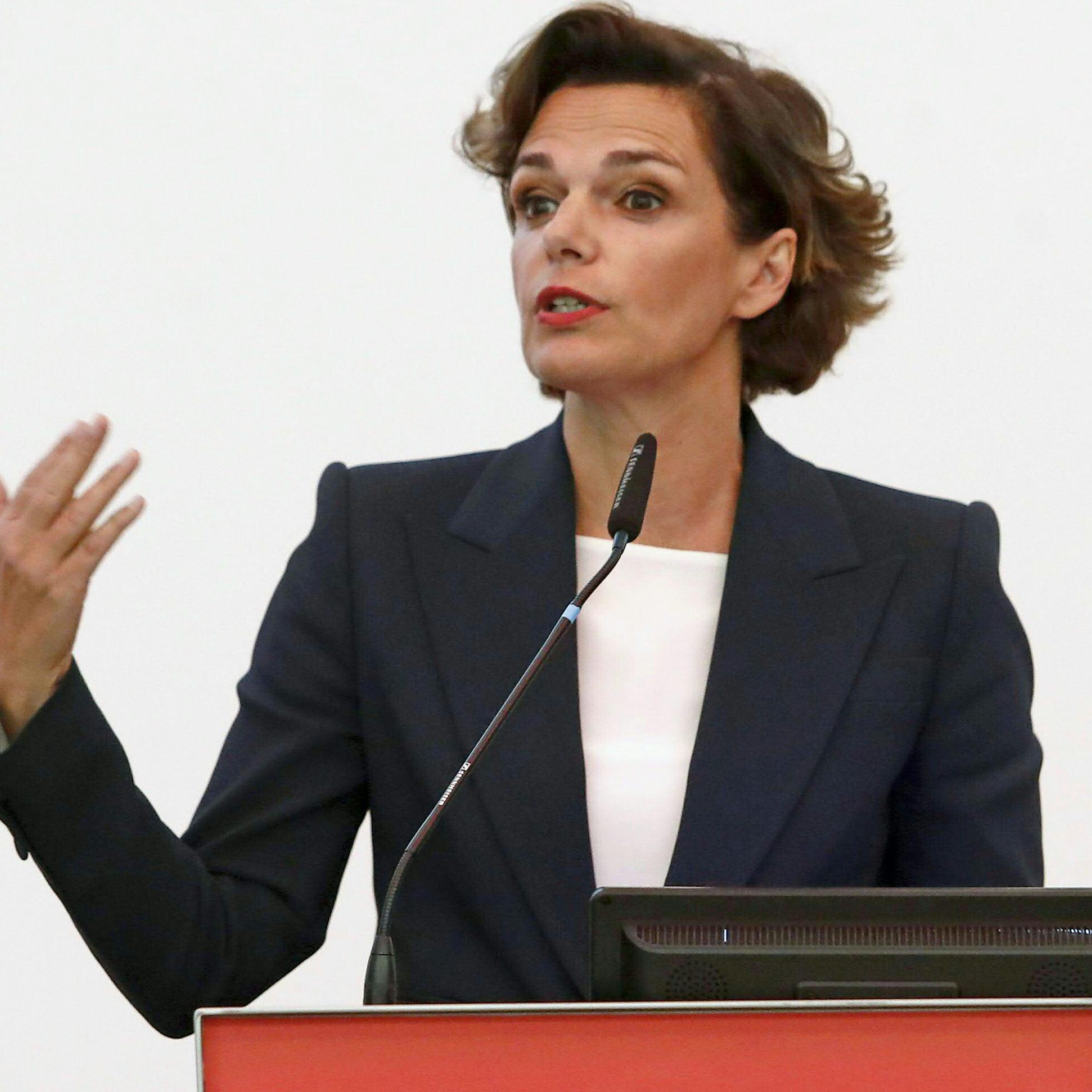 Die SPÖ und die Gewerkschaft fordern einen Gaspreis-Deckel.