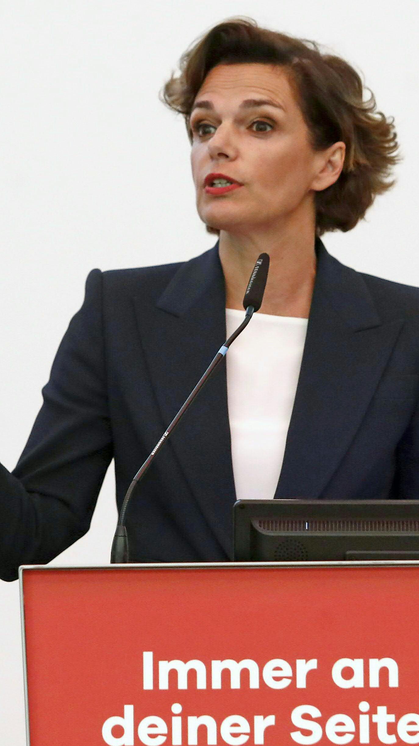 Die SPÖ und die Gewerkschaft fordern einen Gaspreis-Deckel.