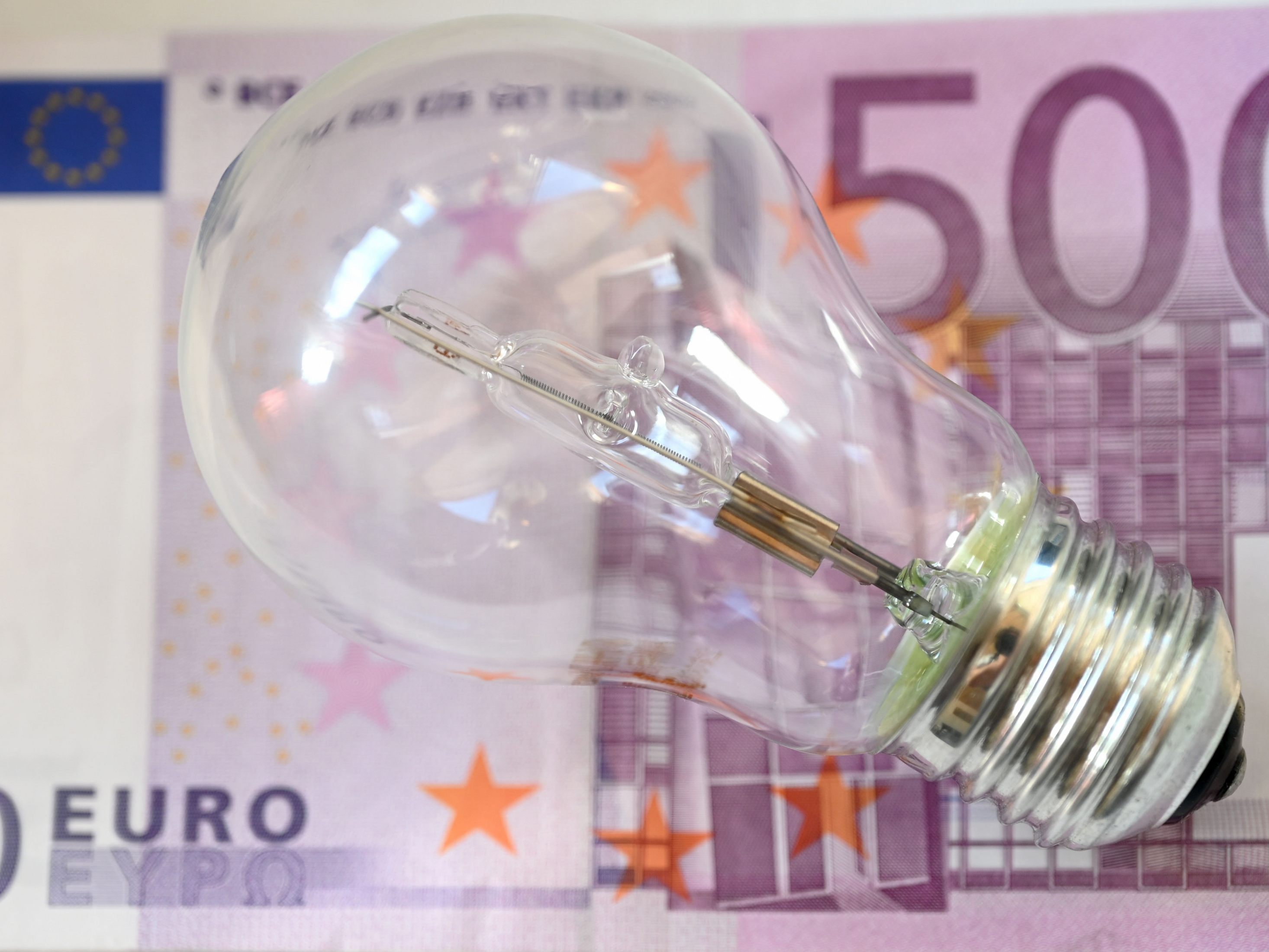 Wirtschaft begrüßt Energiekostenzuschuss: Gut, aber zu wenig.
