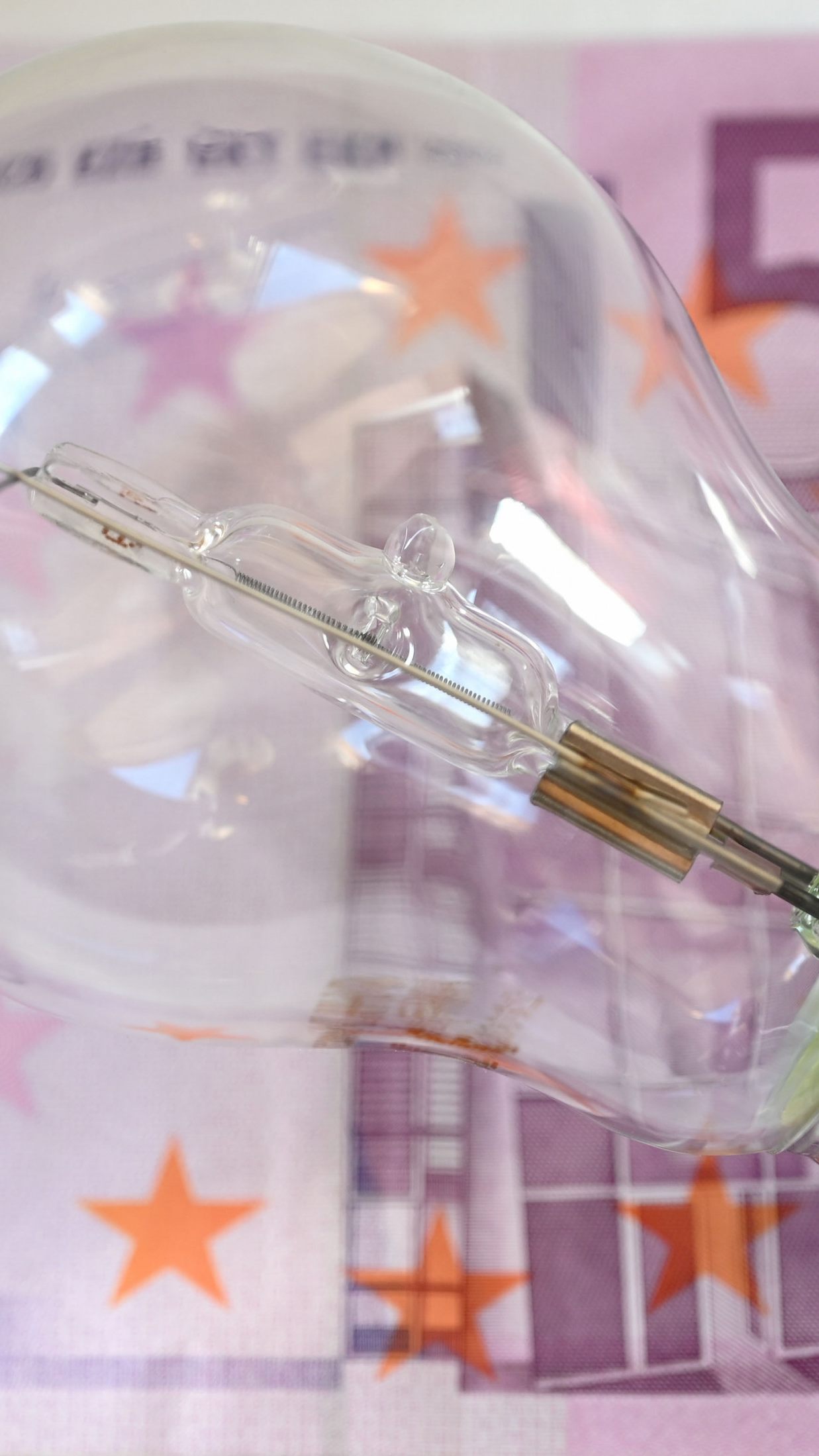 Wirtschaft begrüßt Energiekostenzuschuss: Gut, aber zu wenig.