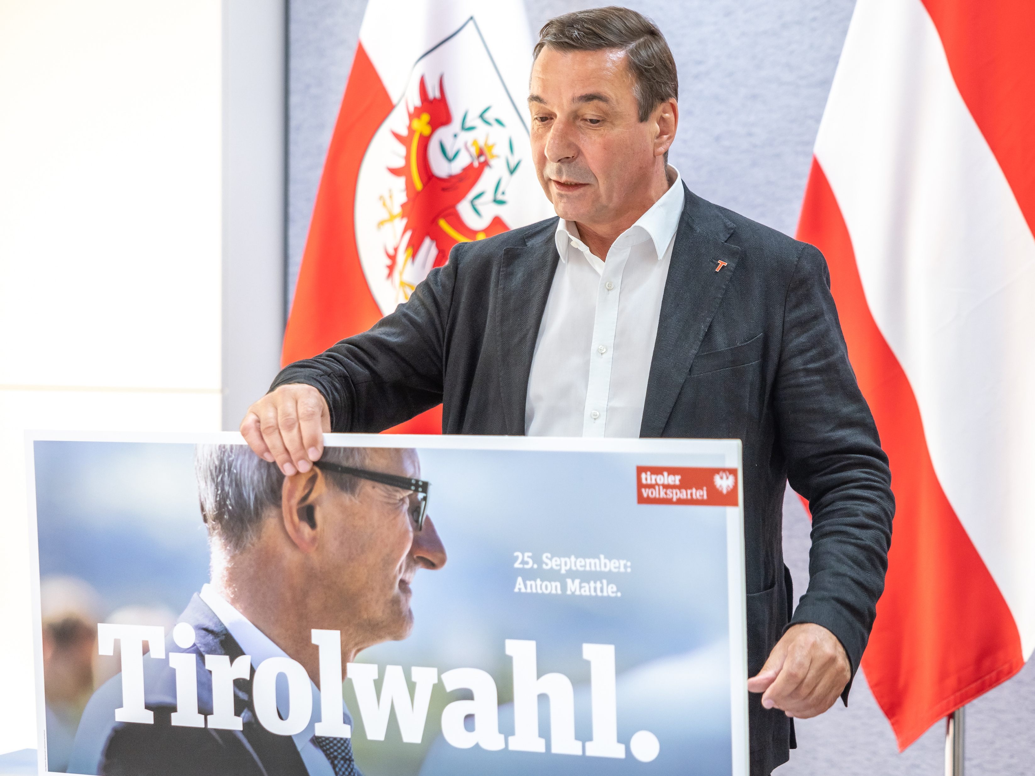 In der zweiten Plakatwelle ruft die ÖVP-Tirol unter anderem eine "Tirolwahl" aus.