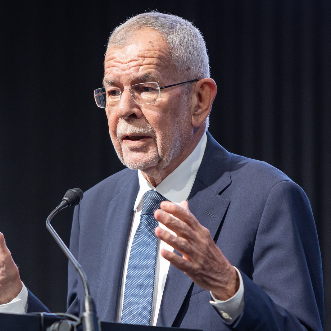 Bundespräsident Alexander Van der Bellen reist am Dienstag mit einer Wirtschaftsdelegation nach Rom.