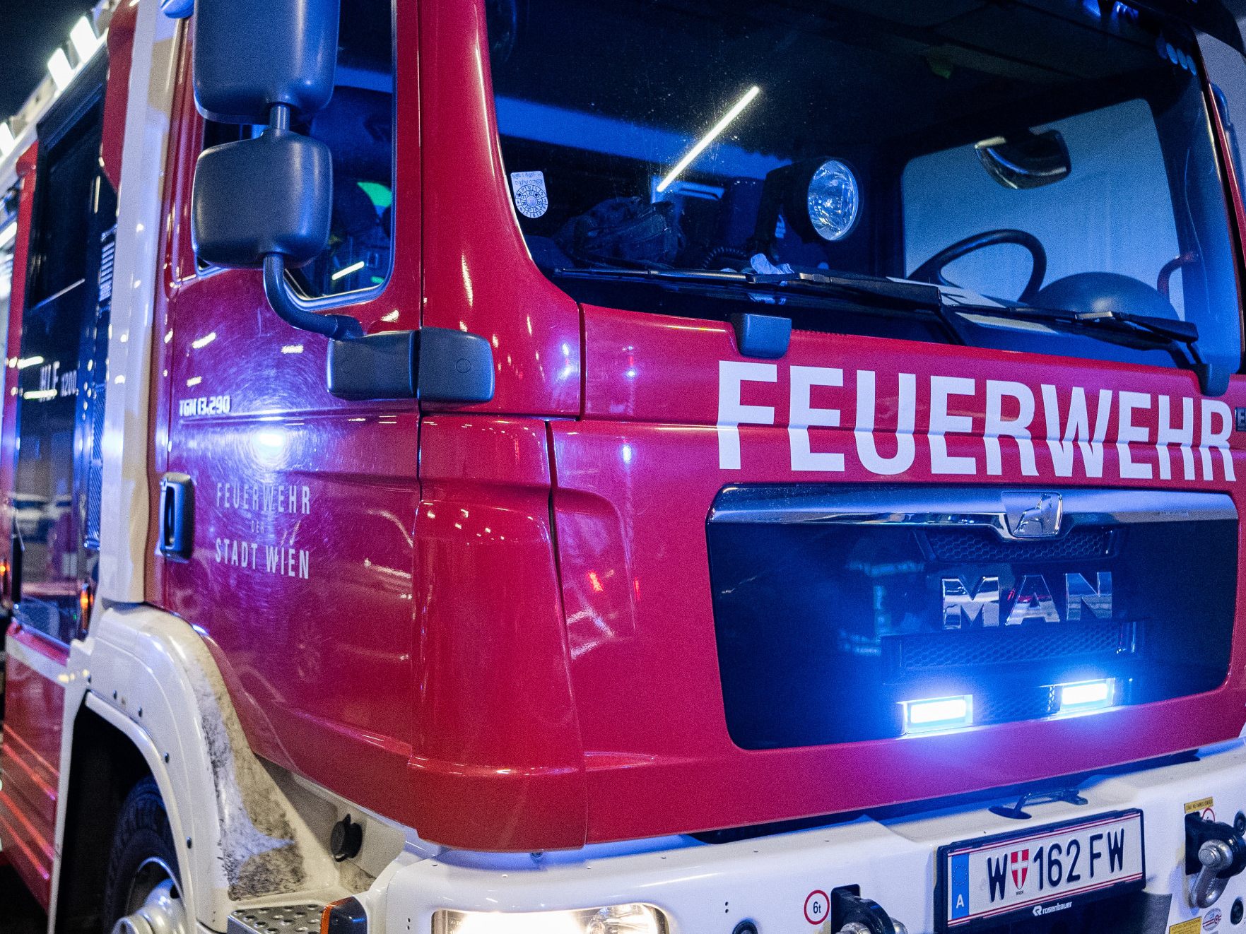 Eine 72-Jährige ist bei einem Wohnungsbrand in Wien-Favoriten gestorben.