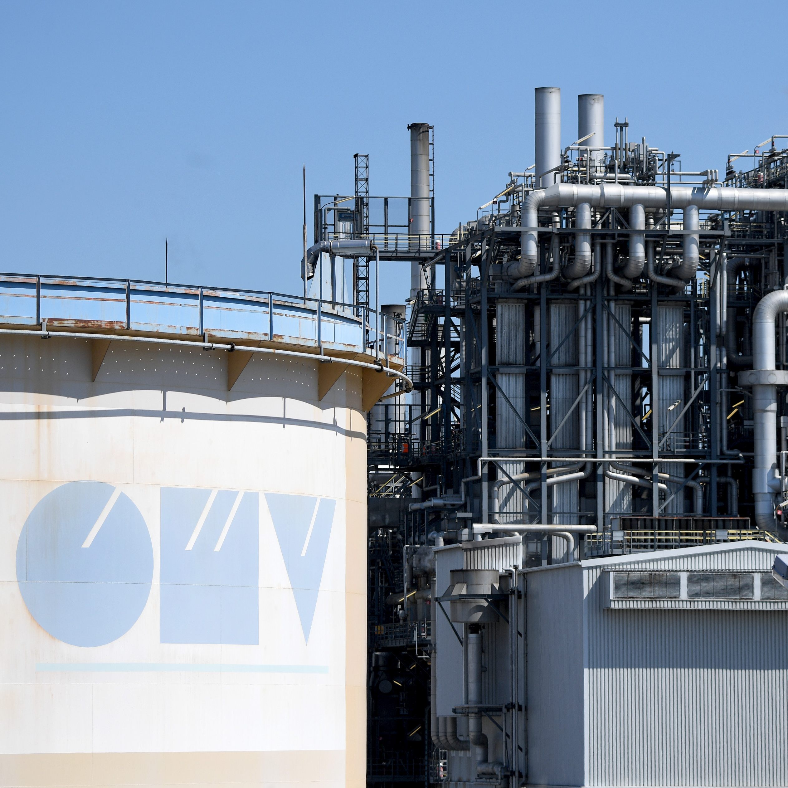 Die OMV fährt die Raffinerie Schwechat in der 1. Oktoberhälfte wieder hoch.