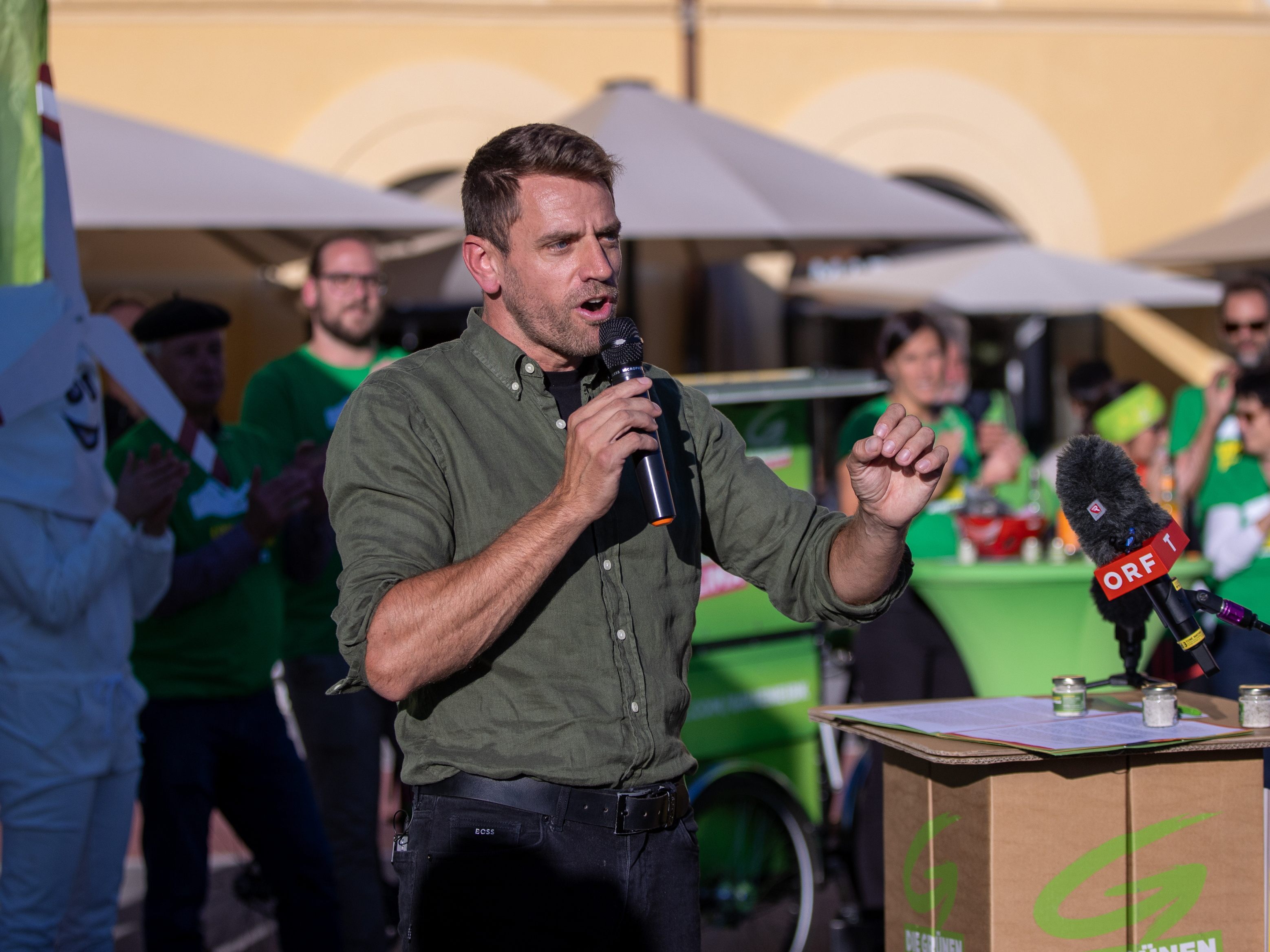 Der grüne Spitzenkandidat Mair warnte vor einer Stimme für die SPÖ bei der Tirol-Wahl. Der grüne Spitzenkandidat Mair warnte vor einer Stimme für die SPÖ bei der Tirol-Wahl.