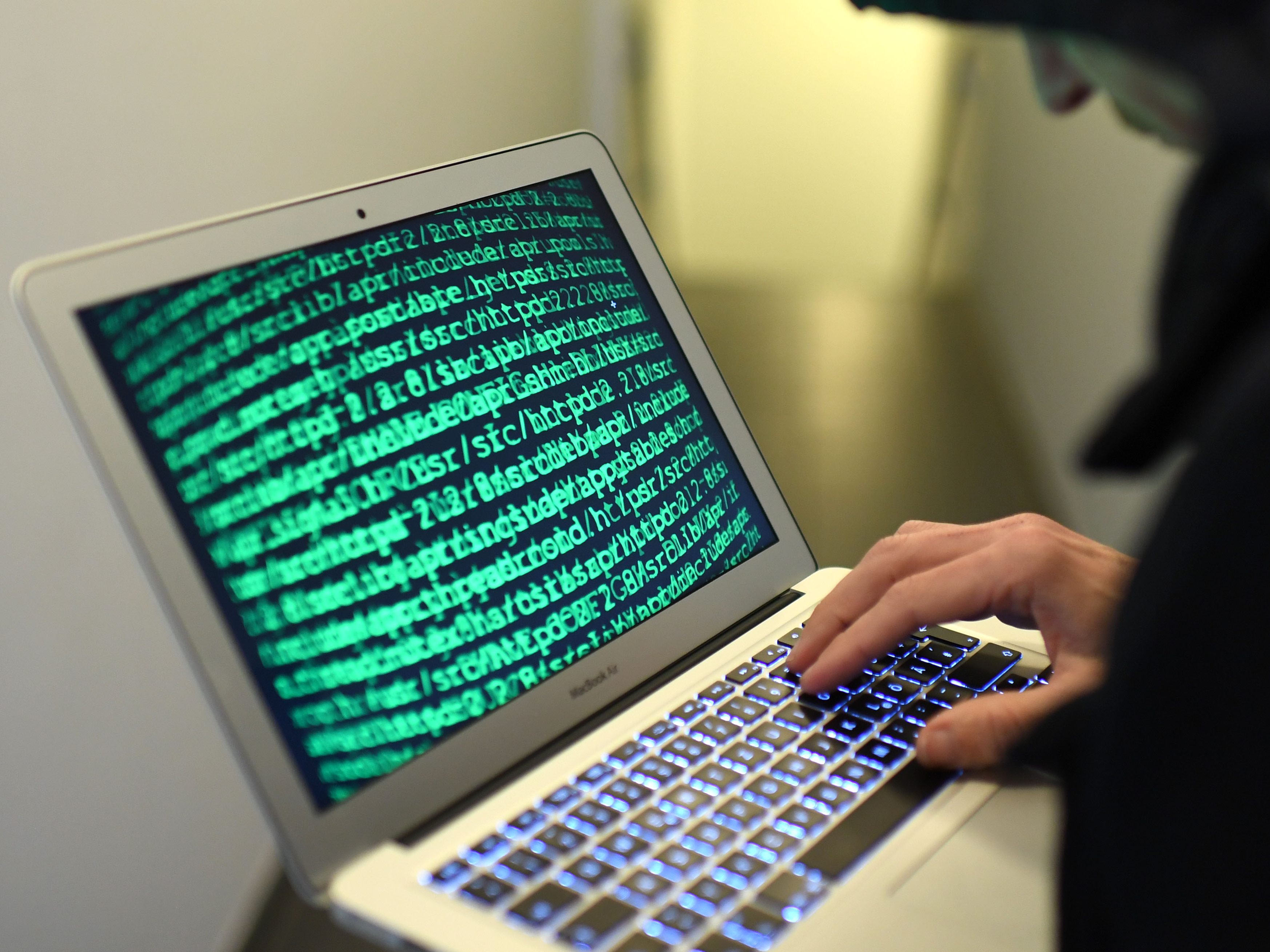 Staatsanwälte in Österreich fordern mehr Personal zur Bekämpfung von Cyberkriminalität. Staatsanwälte in Österreich fordern mehr Personal zur Bekämpfung von Cyberkriminalität.