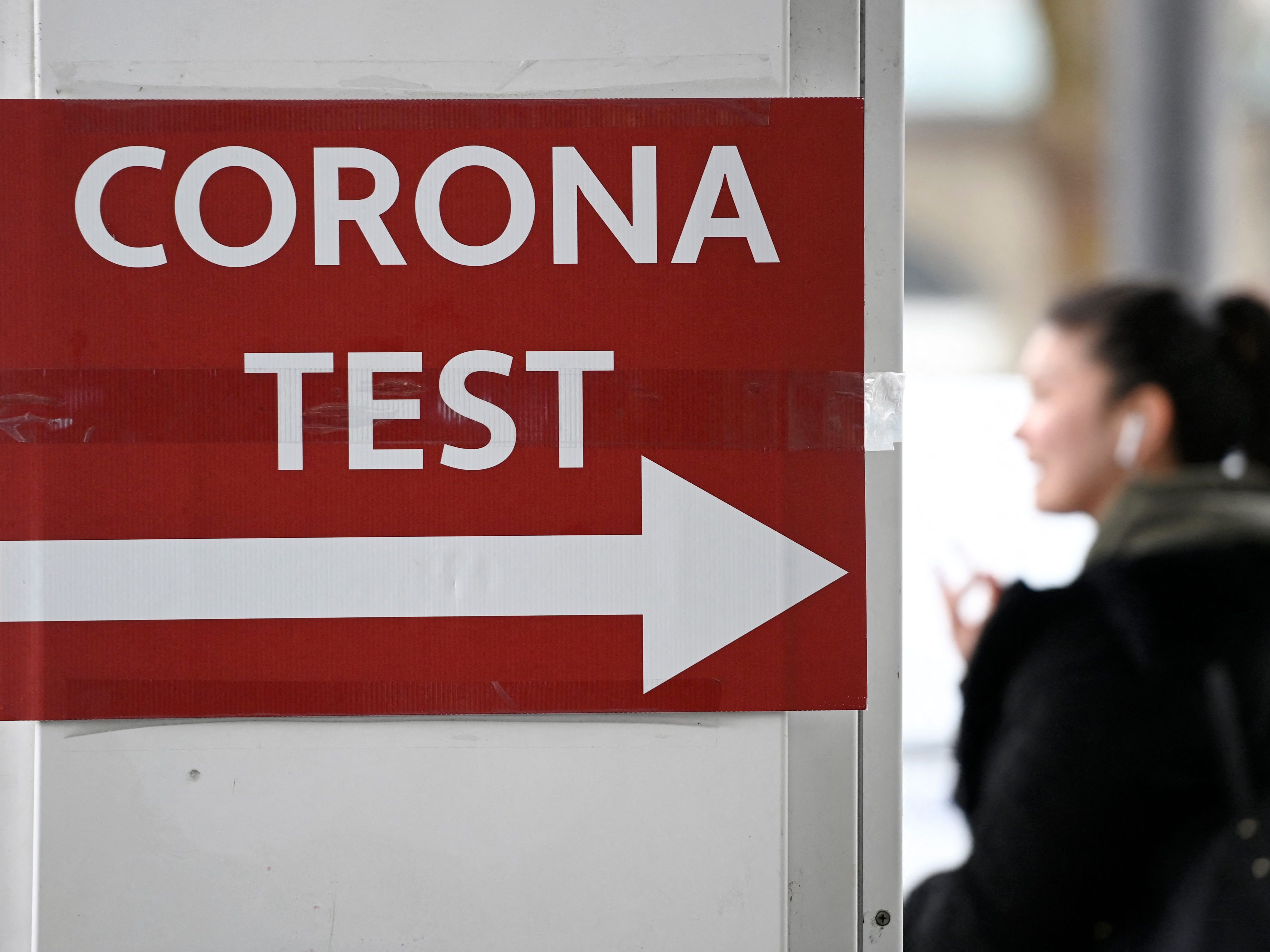Am Sonntag kam es aufgrund des Schulstarts zu einem großen Andrang bei Wiener Corona-Teststationen. Am Sonntag kam es aufgrund des Schulstarts zu einem großen Andrang bei Wiener Corona-Teststationen.