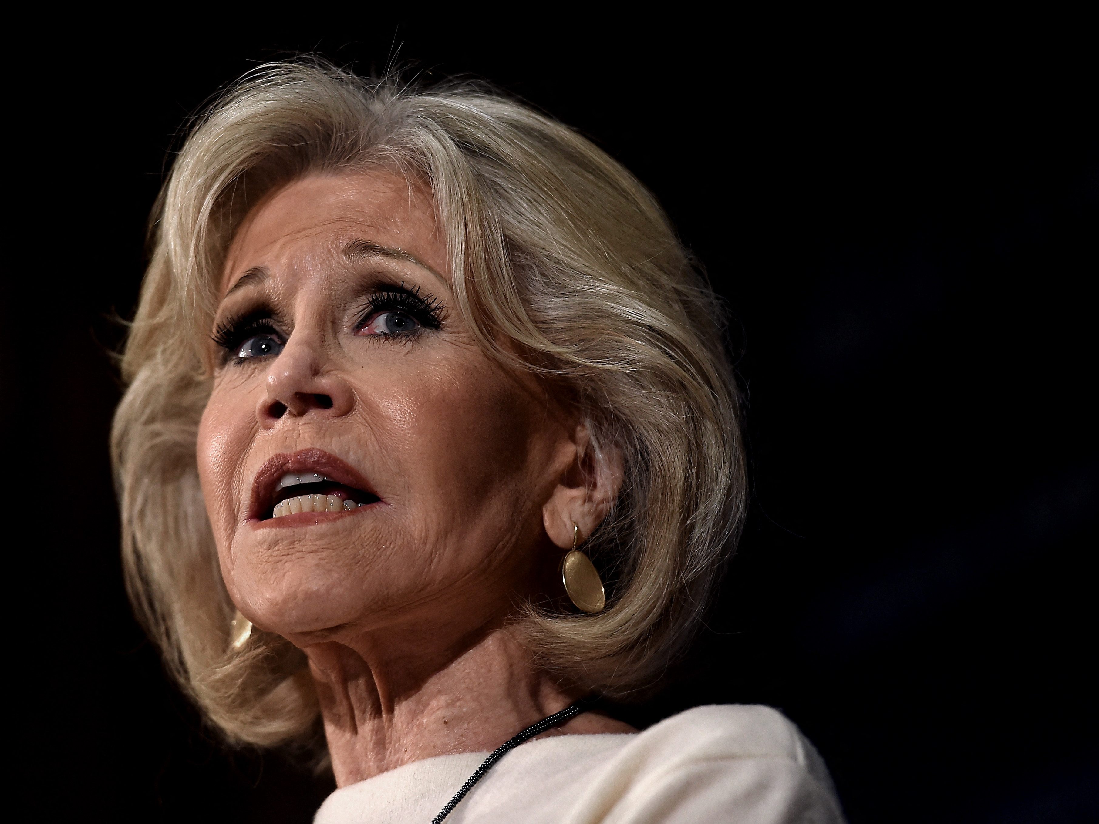 Jane Fonda schockt mit einer Krebsdiagnose. Jane Fonda schockt mit einer Krebsdiagnose.