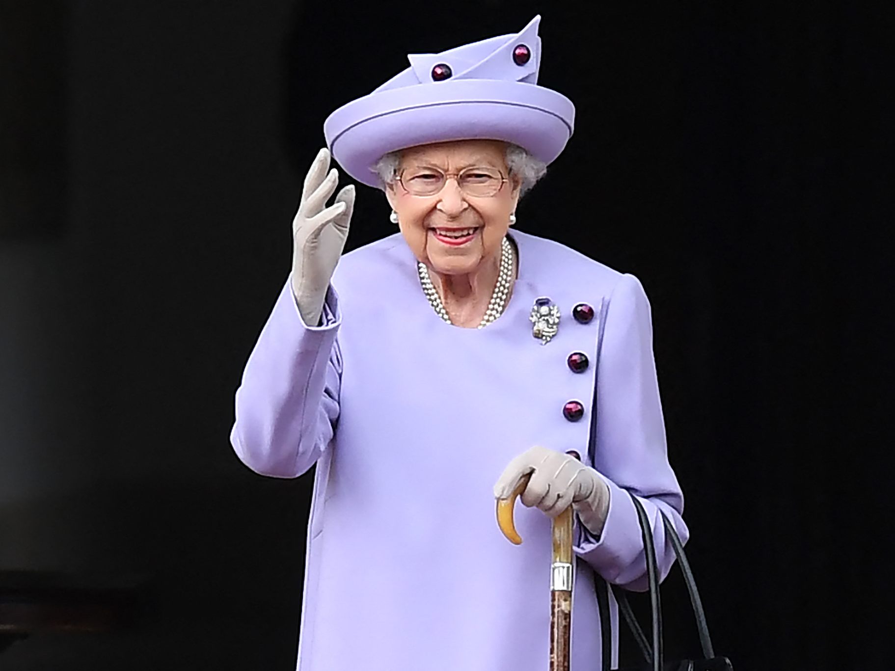 Ärzte besorgt um Gesundheit von Queen Elizabeth II.. Ärzte besorgt um Gesundheit von Queen Elizabeth II..