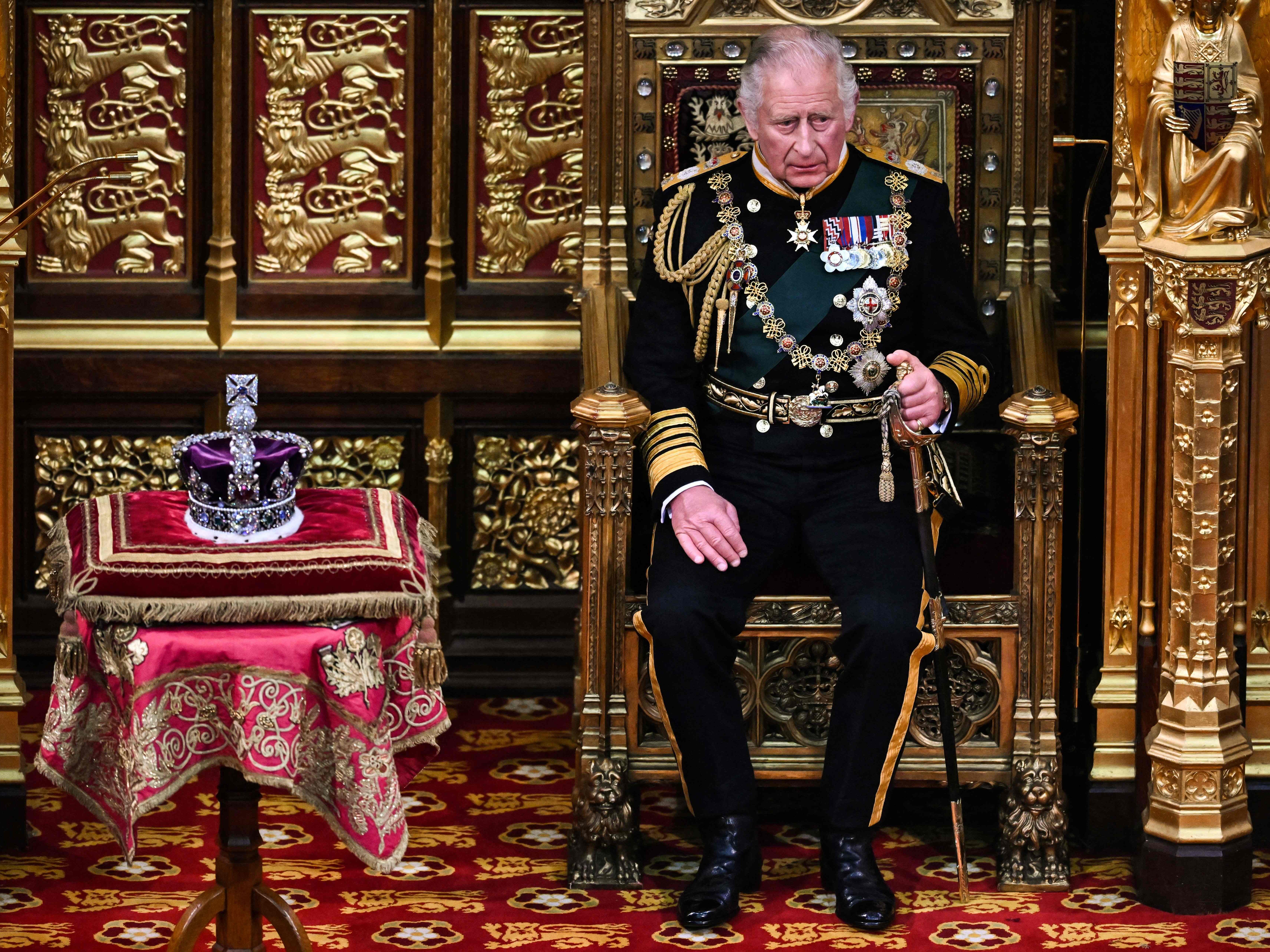 Jahrzehntelanges Warten auf den Thron: Charles ist neuer König. Jahrzehntelanges Warten auf den Thron: Charles ist neuer König.