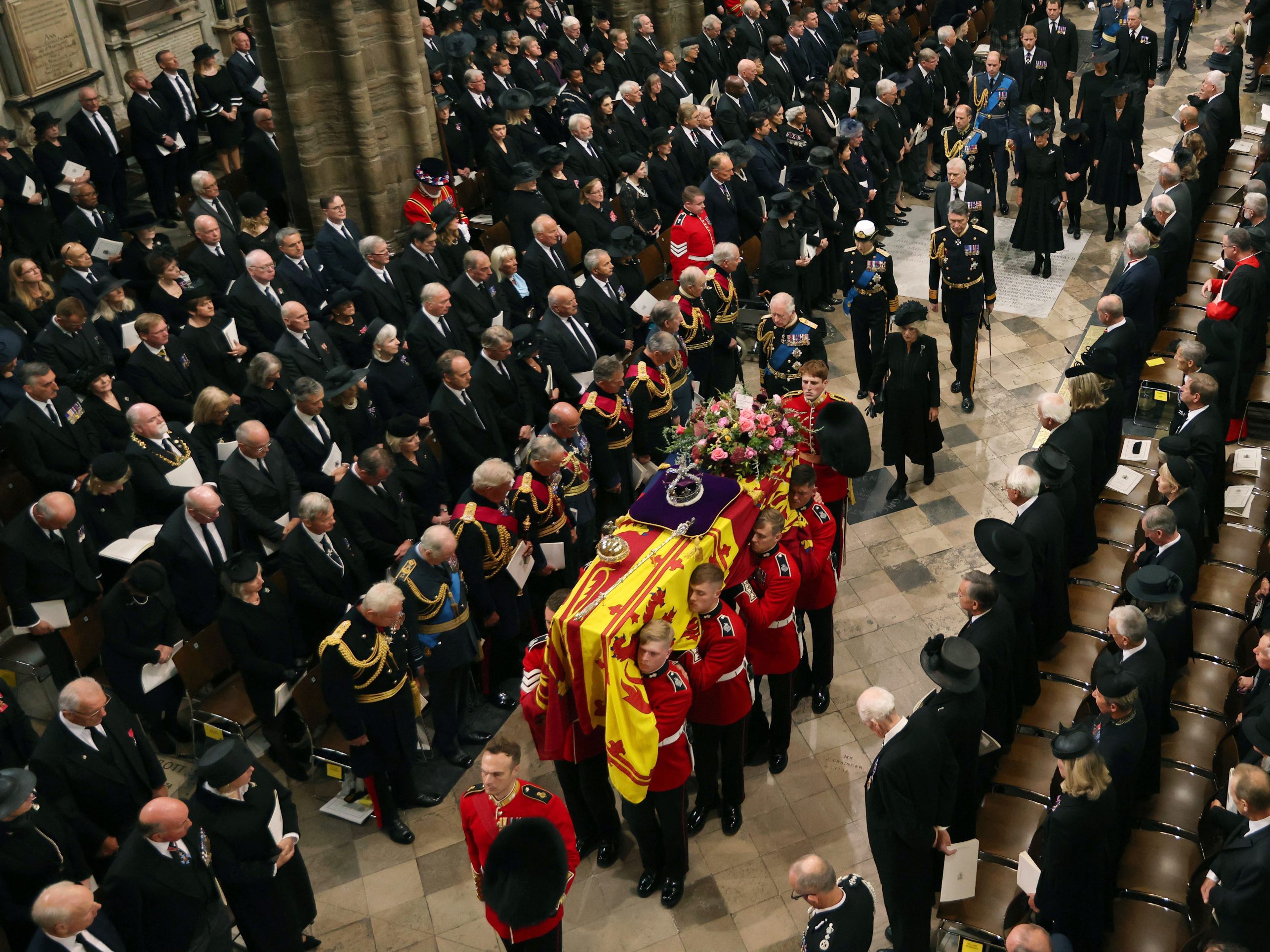 Tränen gab es beim Trauergottesdienst für Queen Elizabeth II. auch von ihrem Sohn König Charles III. Tränen gab es beim Trauergottesdienst für Queen Elizabeth II. auch von ihrem Sohn König Charles III.