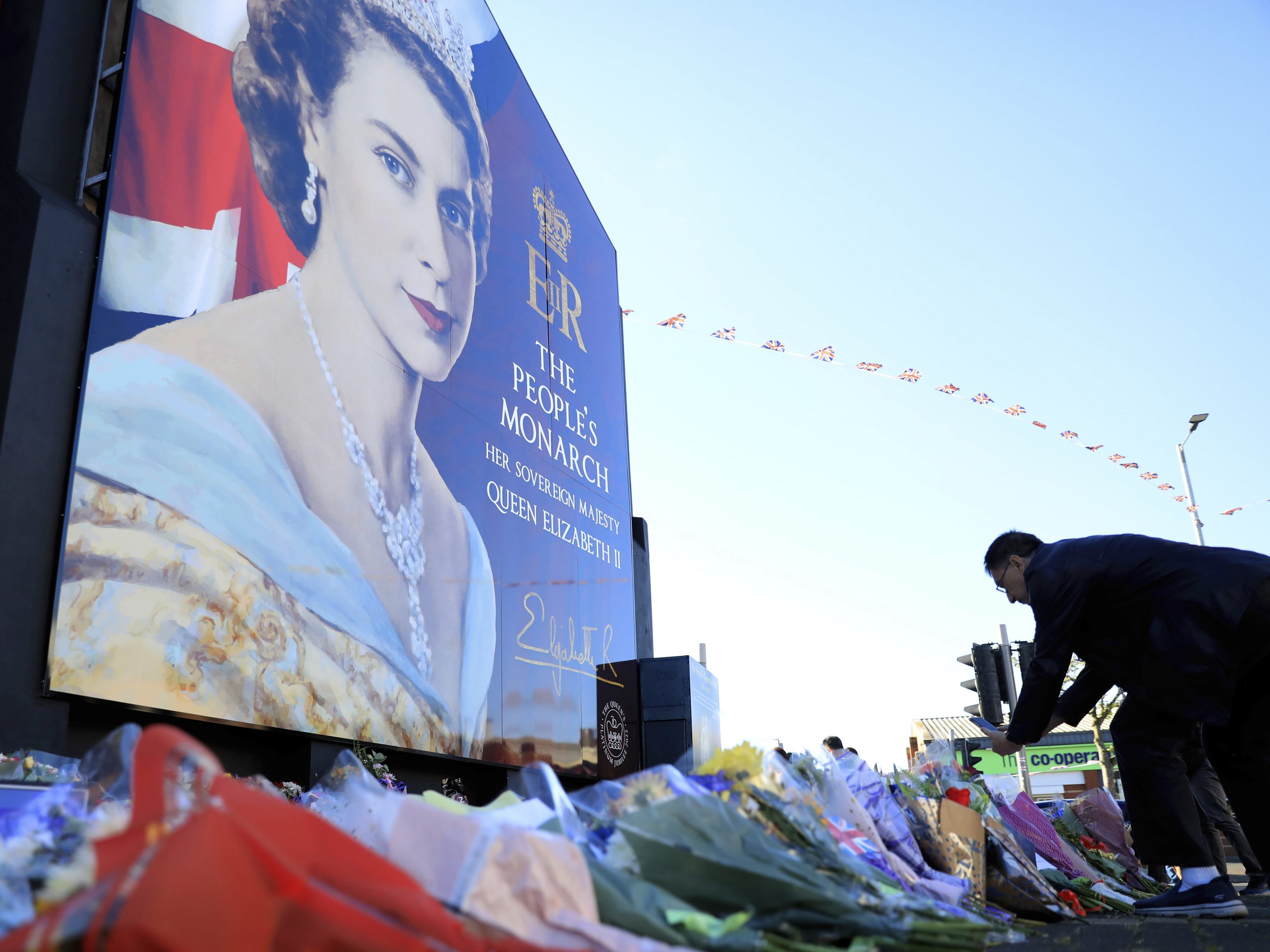 Die Briten erhalten einen Feiertag für die Beisetzung von Queen Elizabeth II. Die Briten erhalten einen Feiertag für die Beisetzung von Queen Elizabeth II.