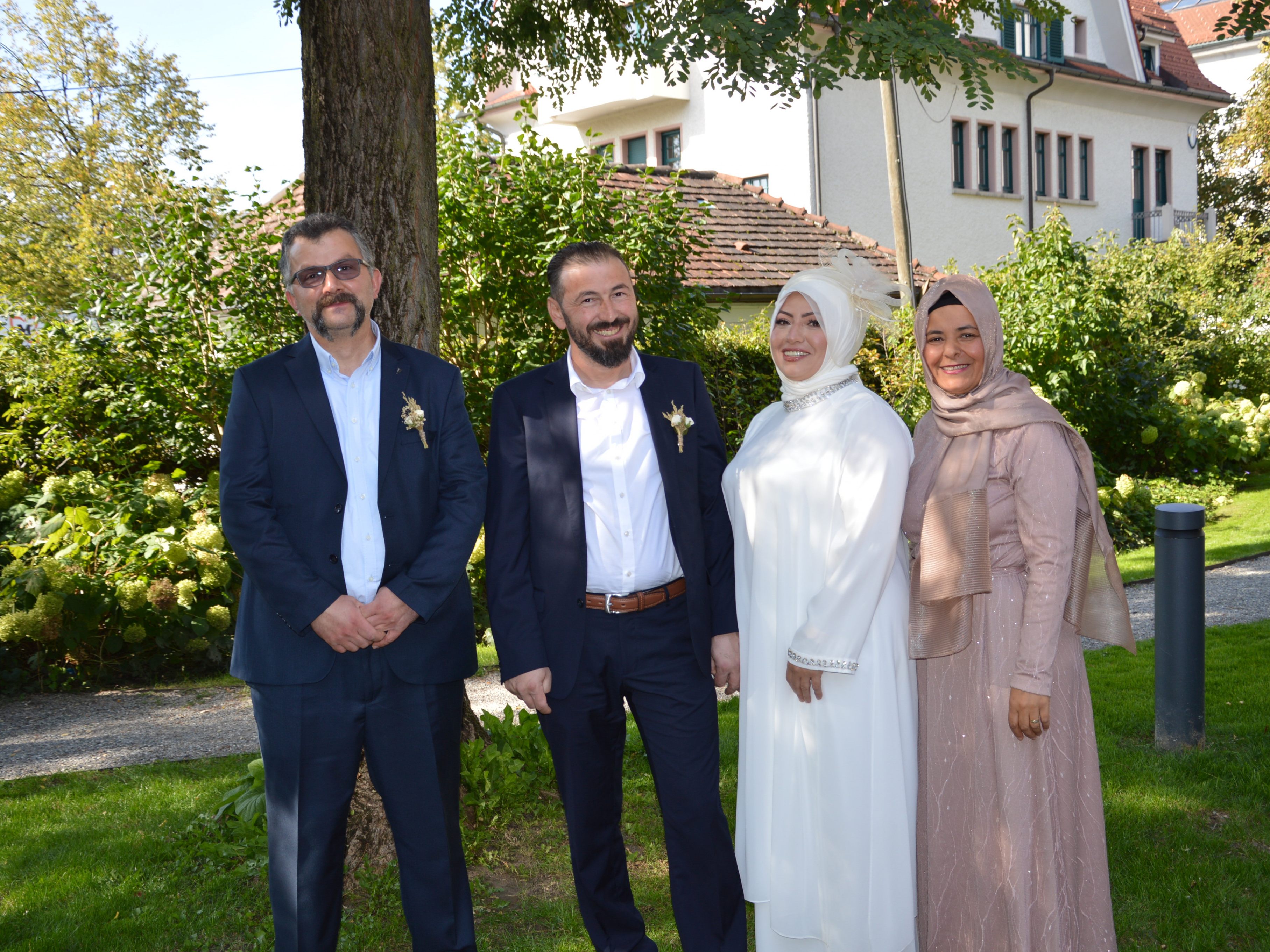 Mediha Erdogan und Ibrahim Lahor haben geheiratet.