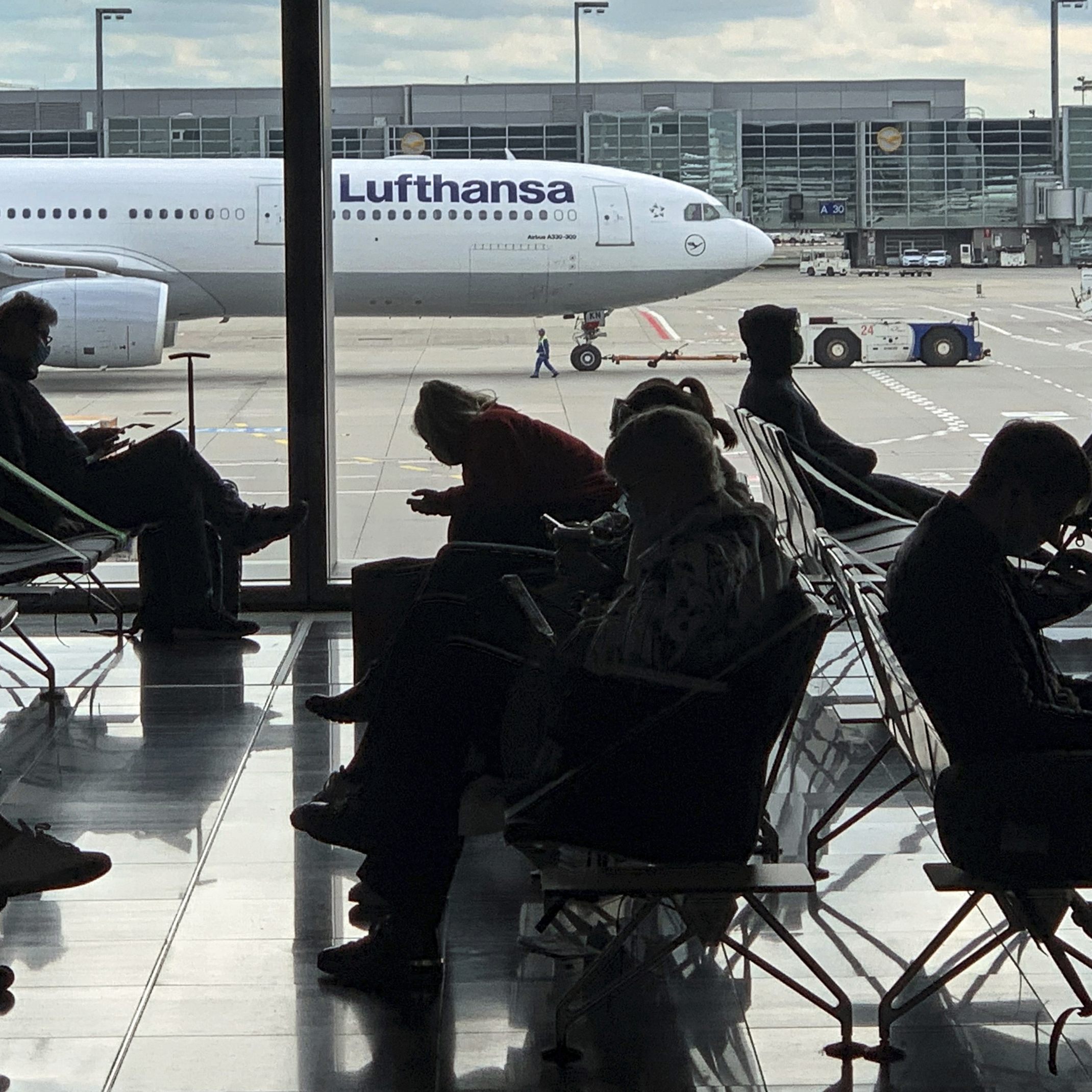 Lufthansa-Chef Spohr - Flugpreise dürften anziehen.