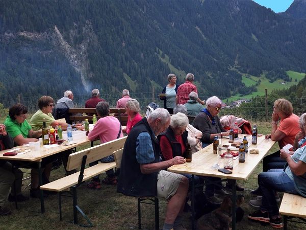 PVÖ Partenen: „Wanderung zum Gäßegg mit Grillnachmittag