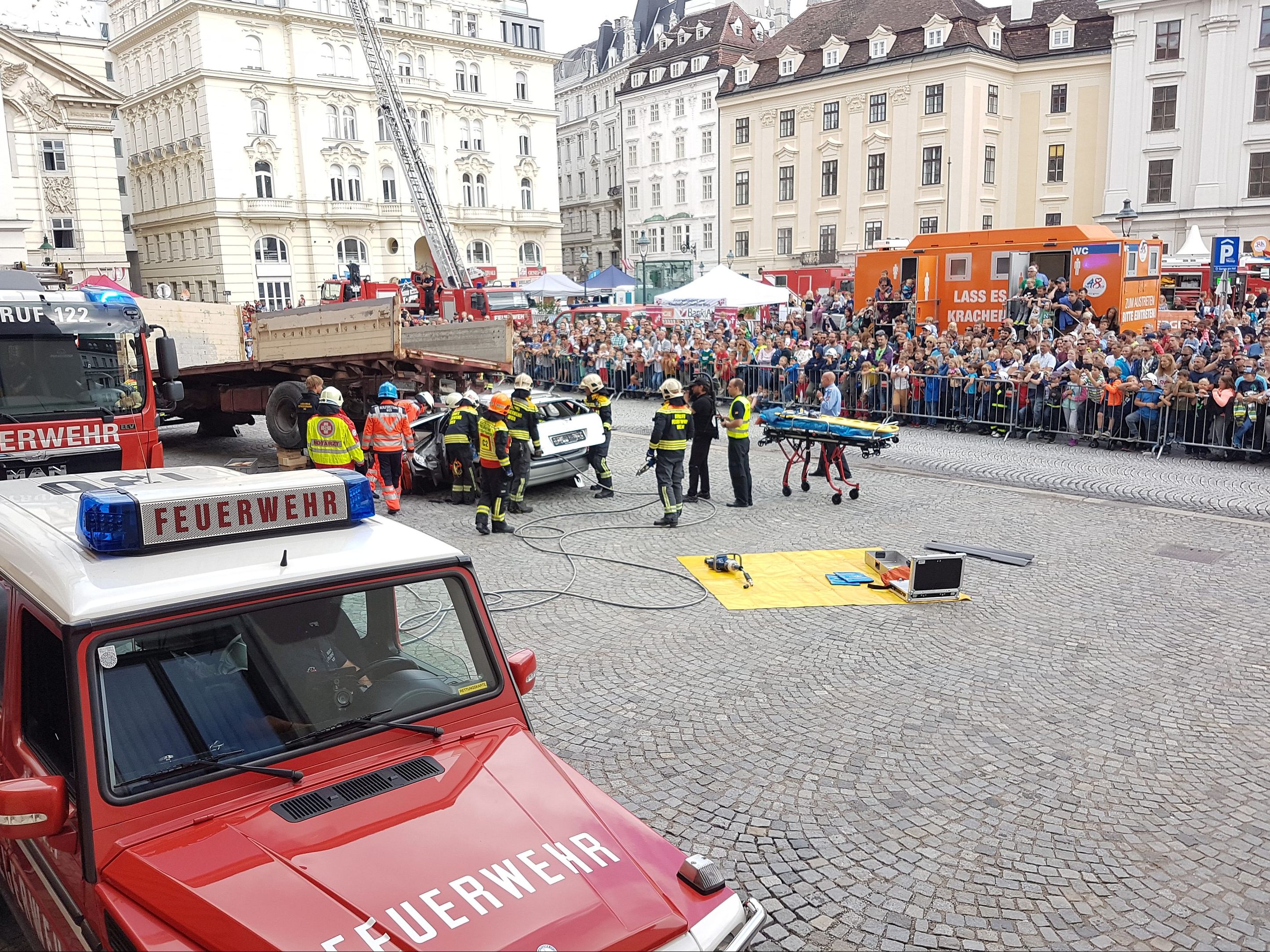 Das Wiener Feuerwehrfest 2022 findet vom 9. bis 11. September statt. Das Wiener Feuerwehrfest 2022 findet vom 9. bis 11. September statt.