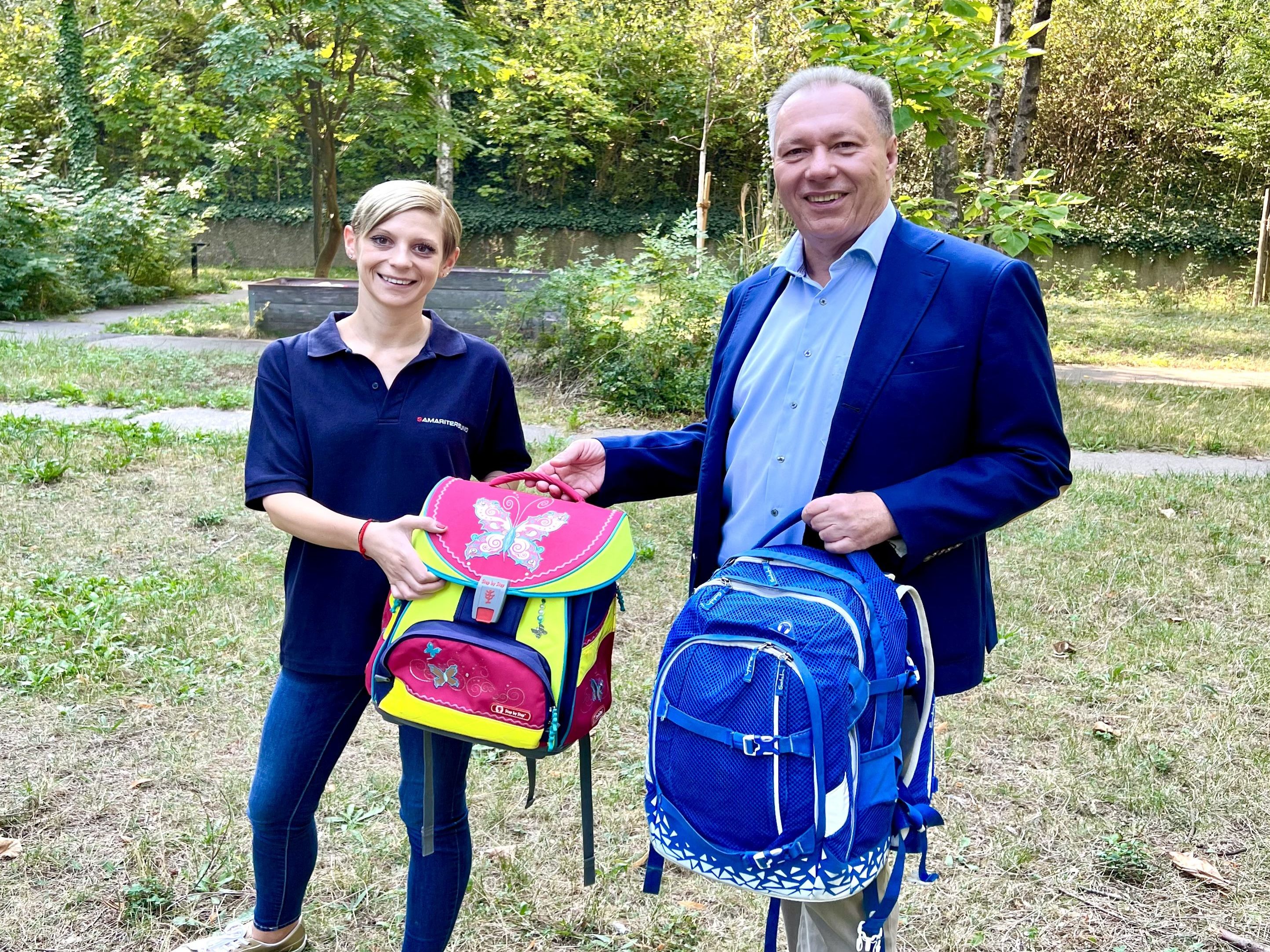 Der Ottakringer Bezirksvorsteher Franz Prokop ruft zum Schulstart zum Spenden auf. Der Ottakringer Bezirksvorsteher Franz Prokop ruft zum Schulstart zum Spenden auf.