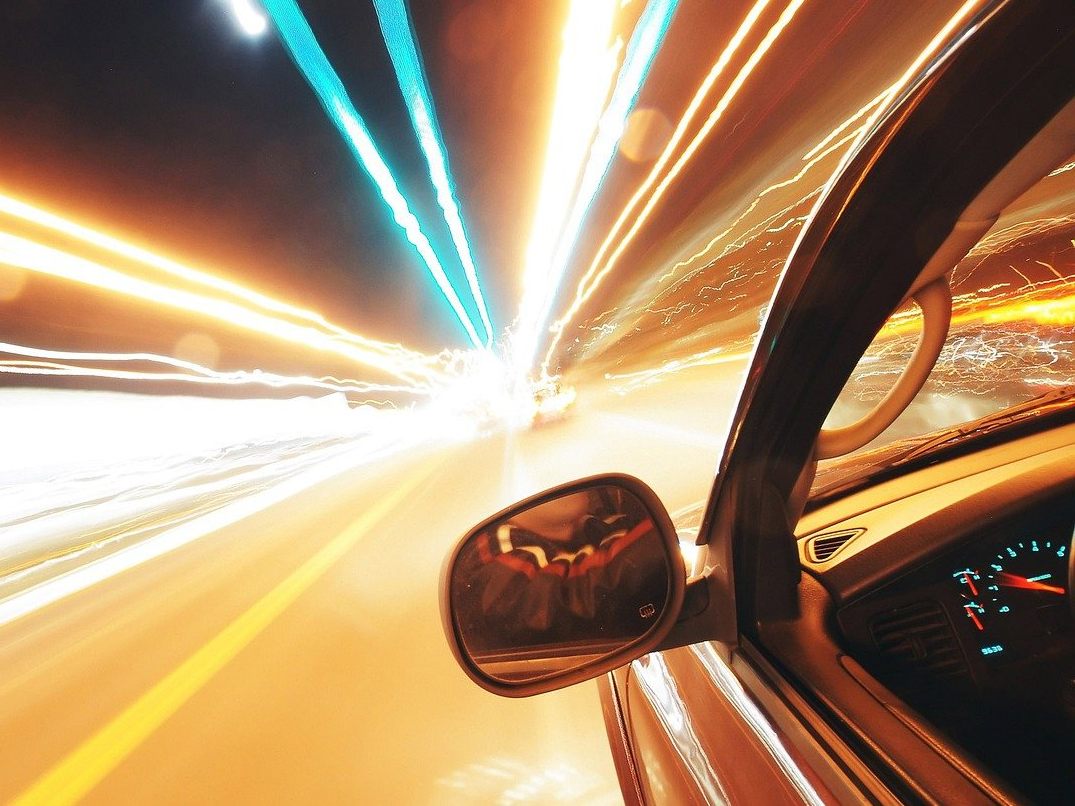 Die beiden Autofahrer, die an dem tödlichen Unfall am Wiener Schottenring am Sonntag beteiligt waren, bestreiten, dass es ein illegales Autorennen gegeben habe. Die beiden Autofahrer, die an dem tödlichen Unfall am Wiener Schottenring am Sonntag beteiligt waren, bestreiten, dass es ein illegales Autorennen gegeben habe.