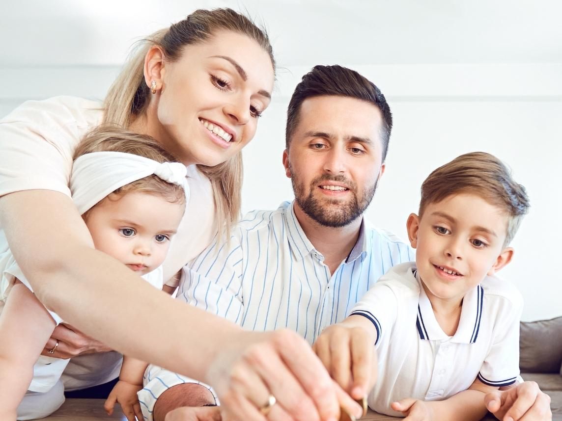 Mit einer neuen Gewichtung liegt der Fokus verstärkt auf (jungen) Paaren mit ein bis drei Kindern.