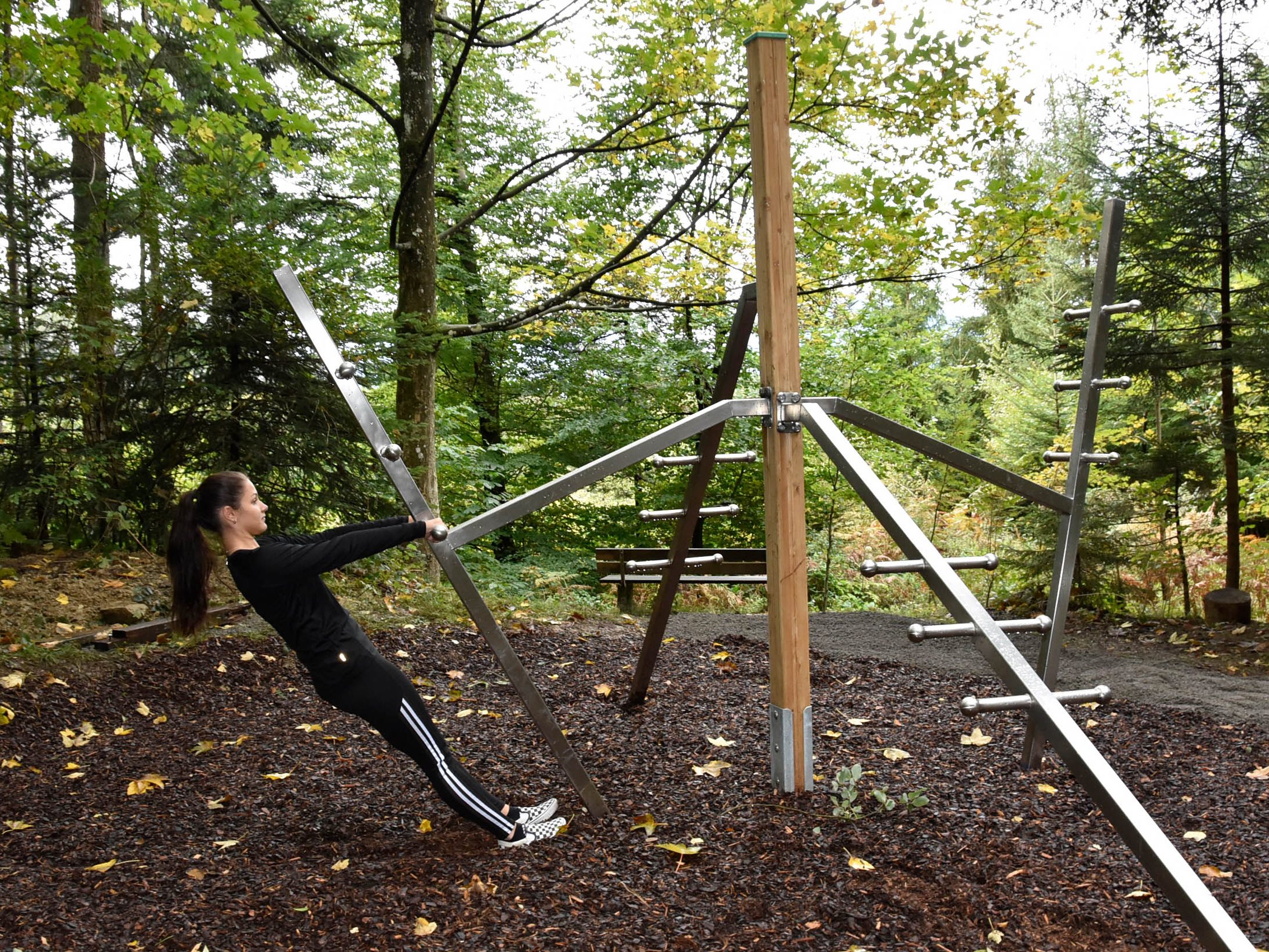 Der neue Fitnesspaarcours am Schafplatz basiert auf dem Konzept  der Neuroathletik
