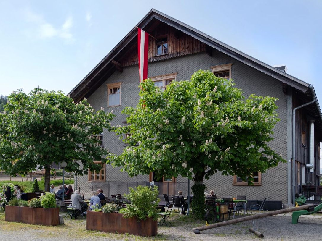 Gasthaus Krone in Thal bei Sulzberg sucht Pächter. Gasthaus Krone in Thal bei Sulzberg sucht Pächter.