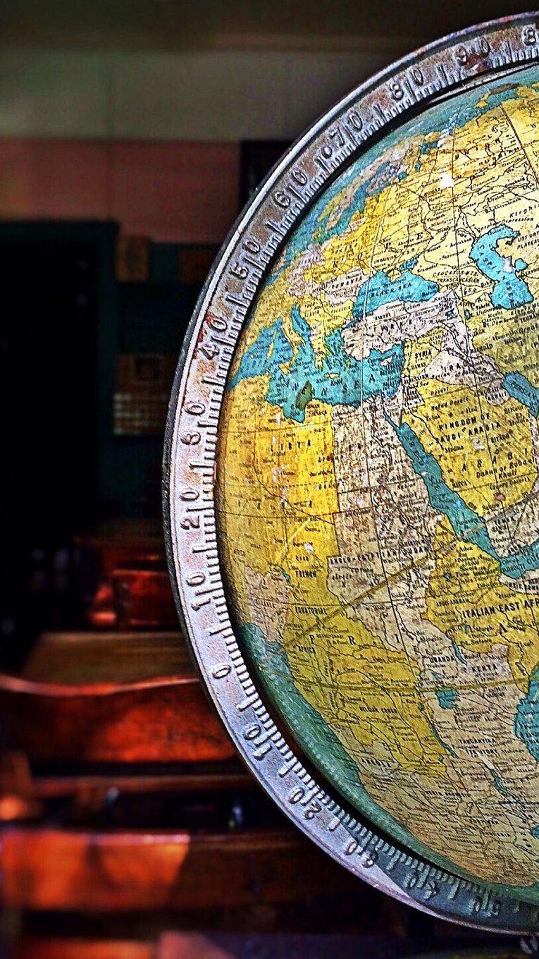 Wirtschaftspädagogen kritisieren den Lehrplan-Entwurf für das Schulfach "Geografie und wirtschaftliche Bildung".