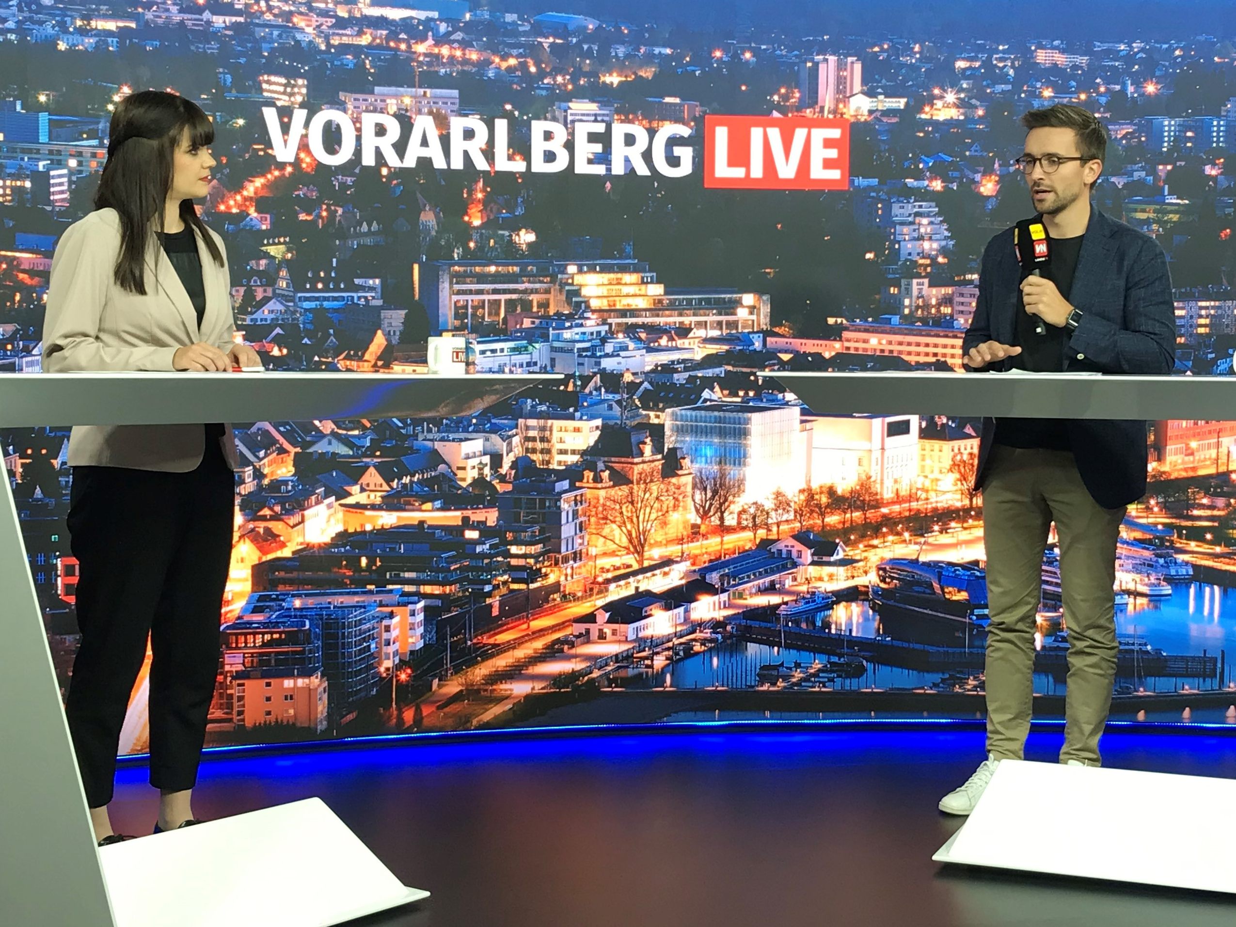 Magdalena Raos im Gespräch mit Christian Zoll. Magdalena Raos im Gespräch mit Christian Zoll.