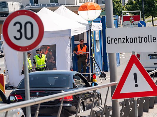 Deutschland verlängert erneut seine Grenzkontrollen zu Österreich