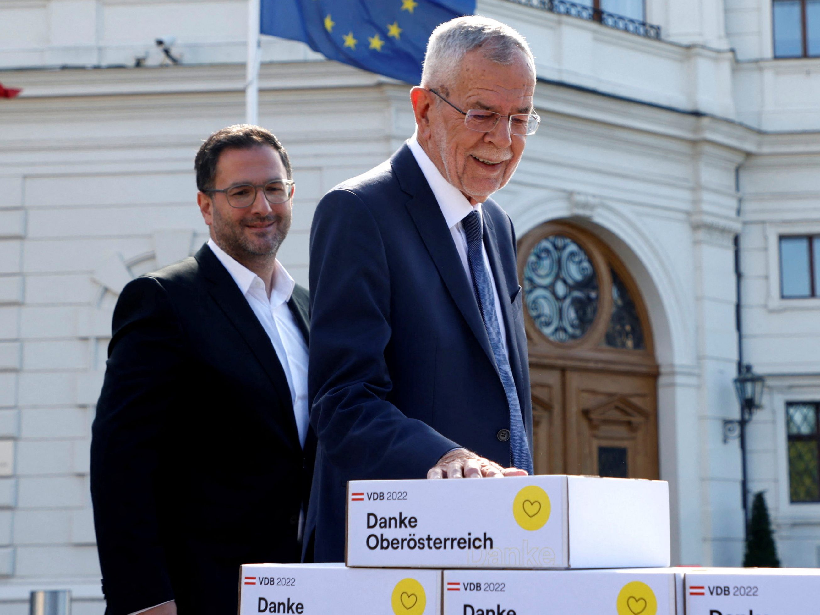 "VdB" mit seinem Wahlkampfleiter Martin Radjaby.