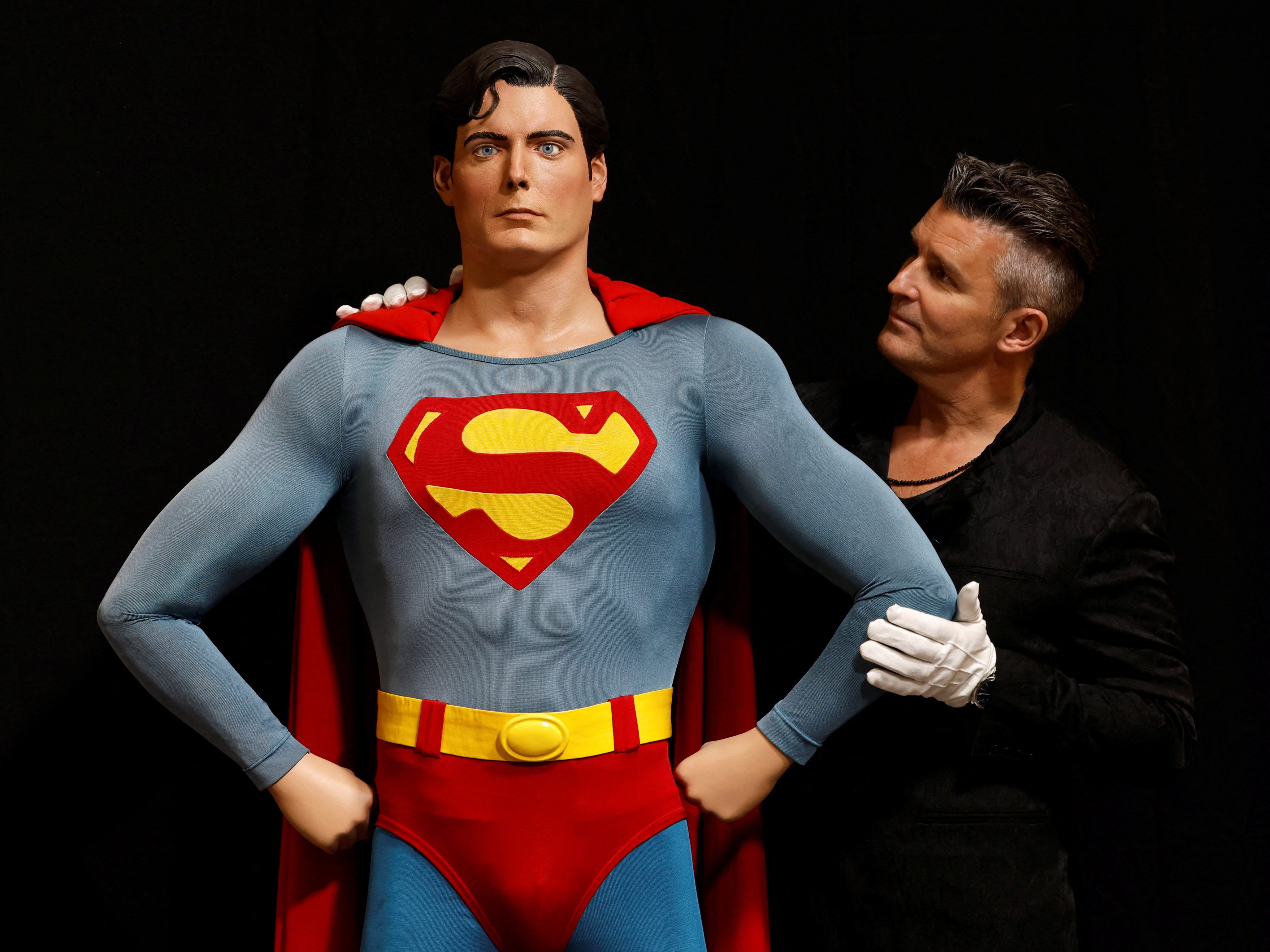 Propstore bringt in London mehr als 1.500 Objekte der Popkultur unter den Hammer.