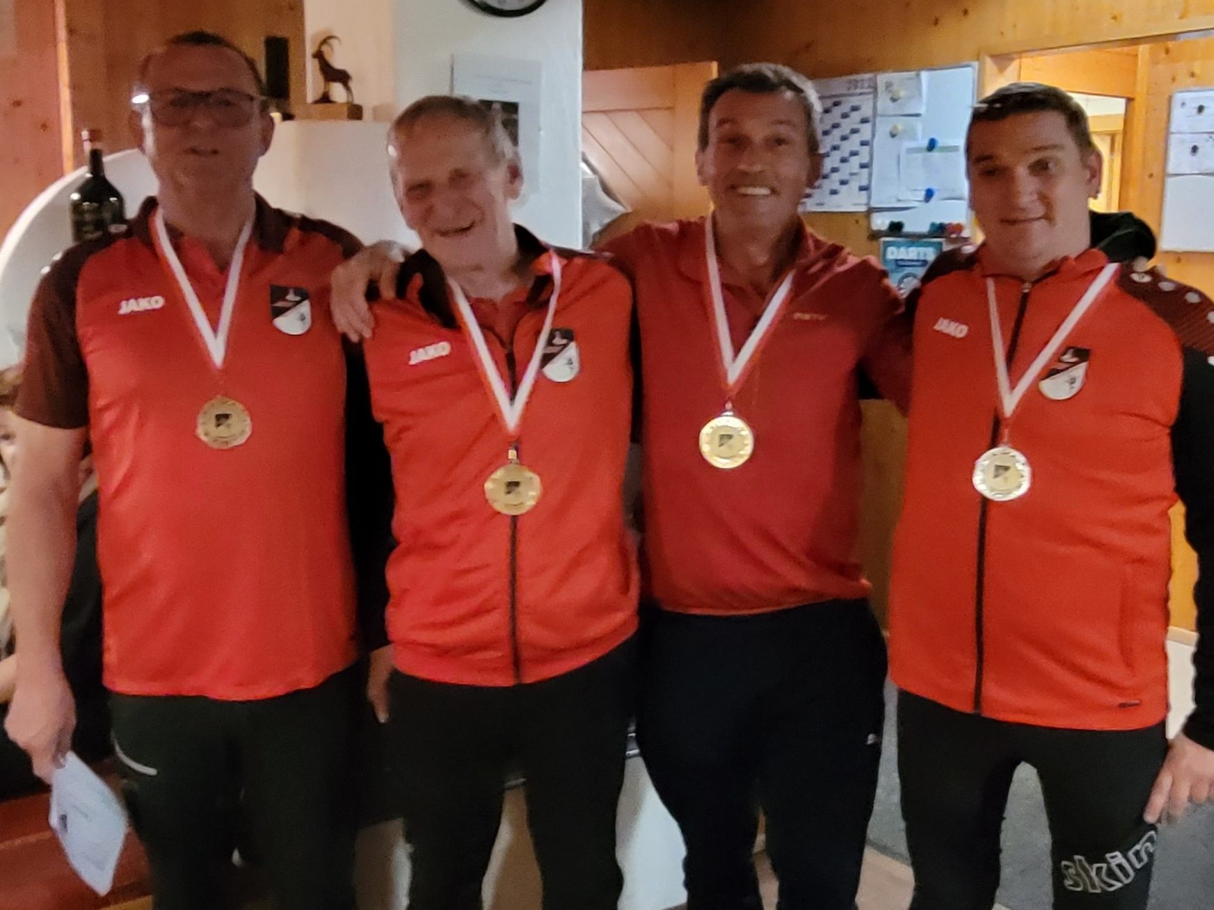 (Vereinsmeister 2022 – Obmann Josef Gruber, Günter Dünfründt, Hermann Schiller und Sportlicher Leiter Vinzenz Zech)