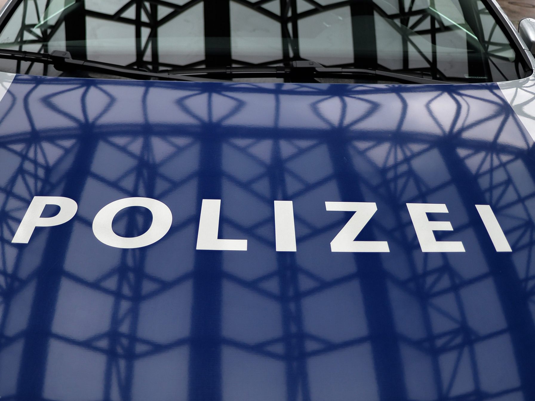 Die Wiener Polizei hat auf einer Baustelle in der Donaustadt zwei betrunkene Einbrecher verhaftet.