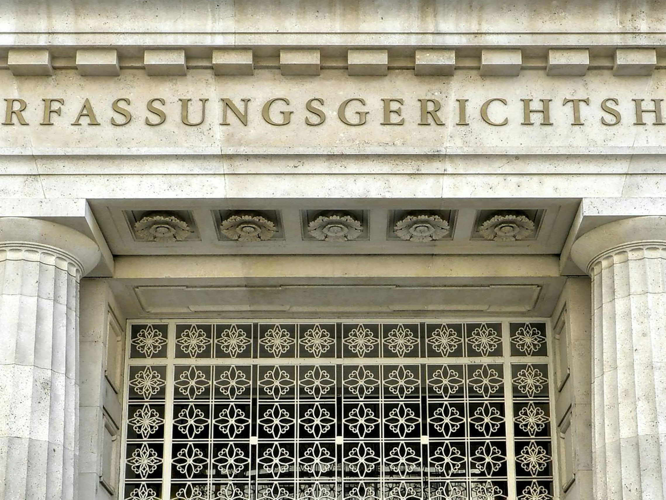 Der Verfassungsgerichtshof prüft erneut die Coronahilfen. Der Verfassungsgerichtshof prüft erneut die Coronahilfen.